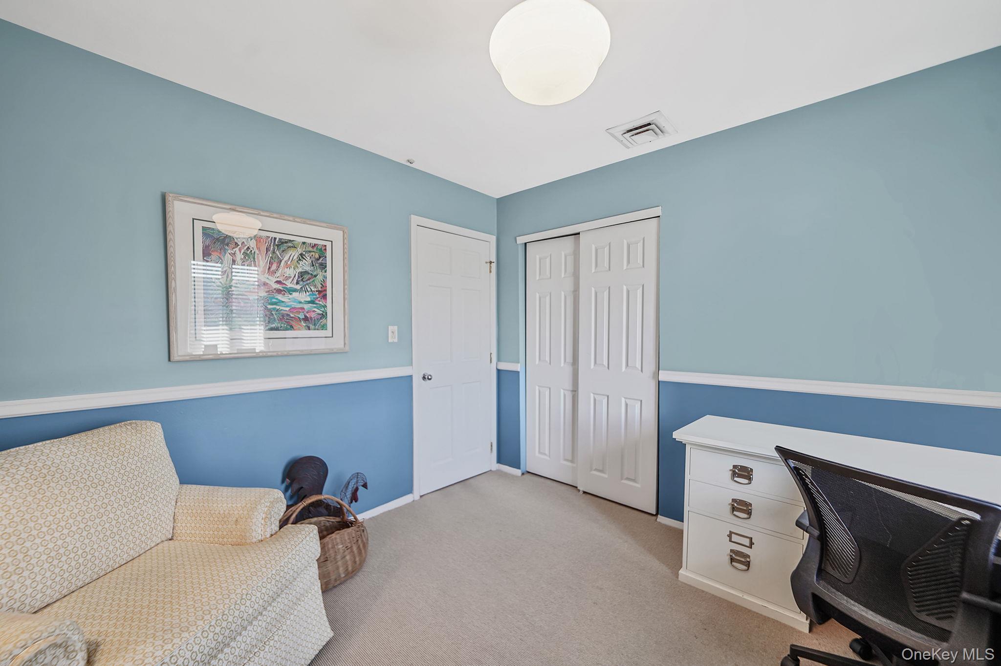 4000 Greentree Drive, Oceanside, NY 11572