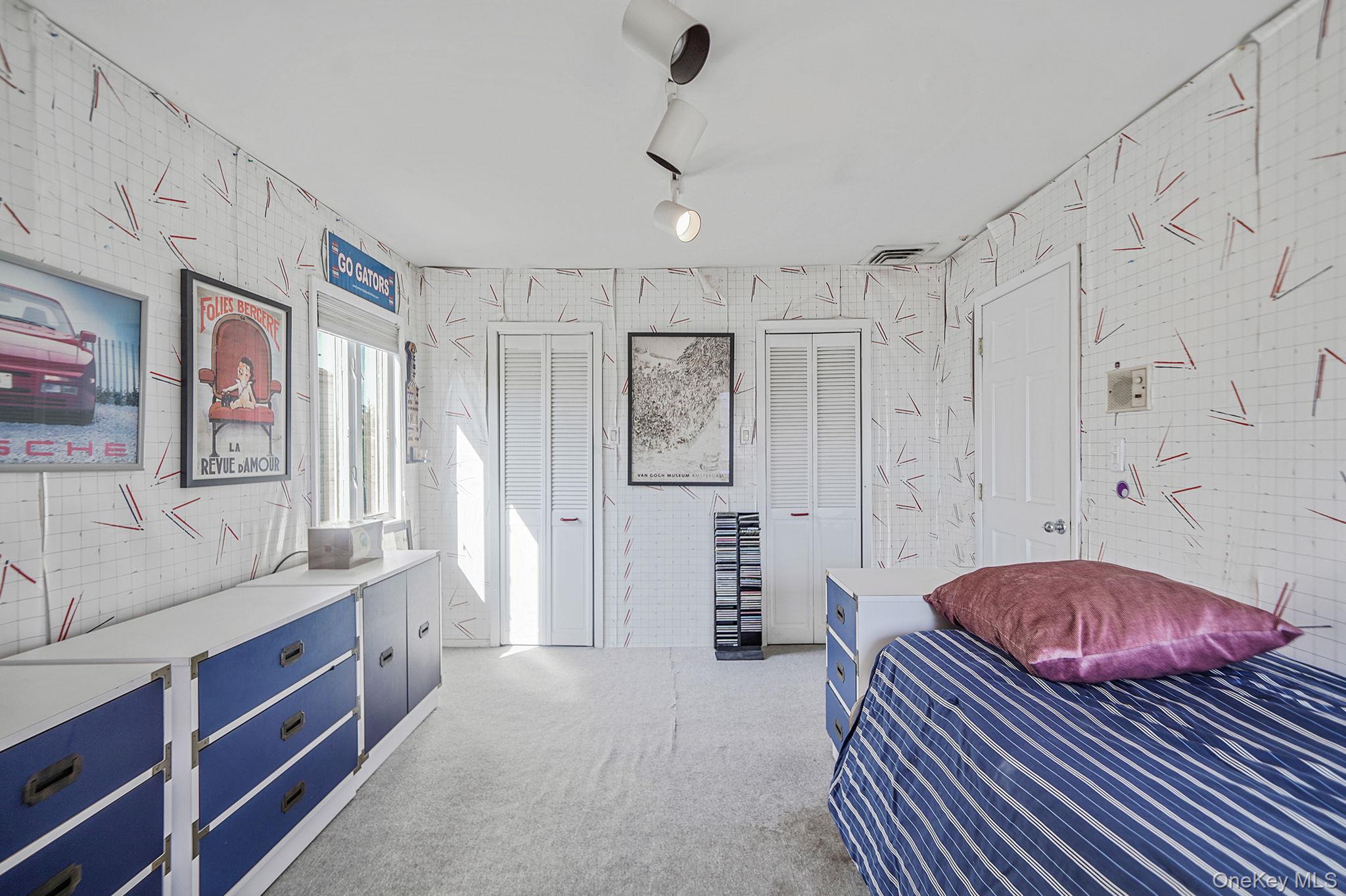 4000 Greentree Drive, Oceanside, NY 11572