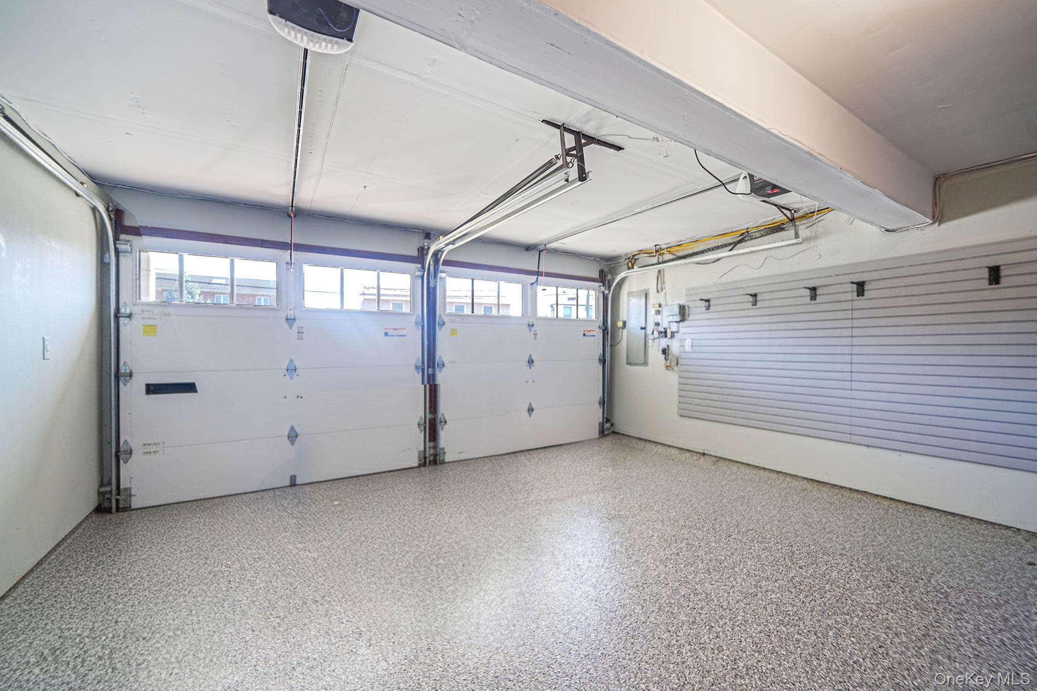 4000 Greentree Drive, Oceanside, NY 11572