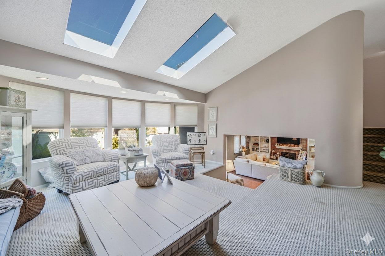 4000 Greentree Drive, Oceanside, NY 11572