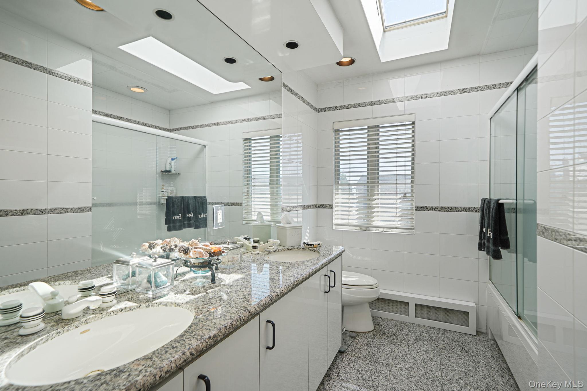 4000 Greentree Drive, Oceanside, NY 11572