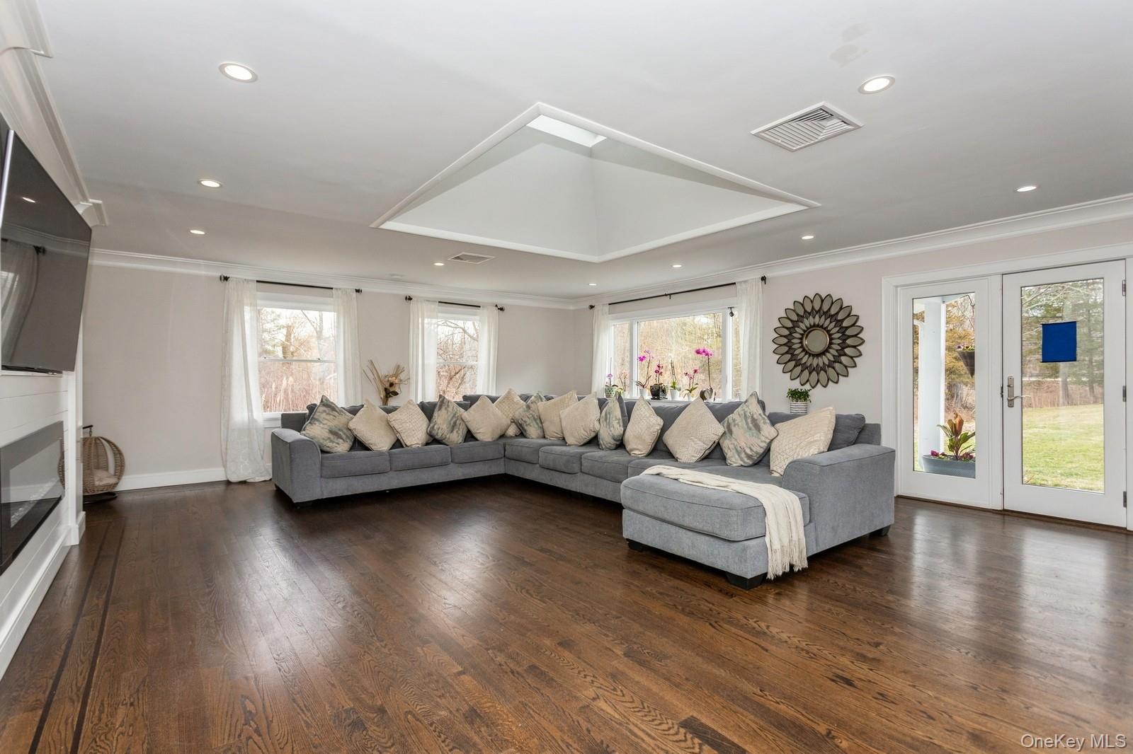 1196 Route 35, South Salem, NY 10590