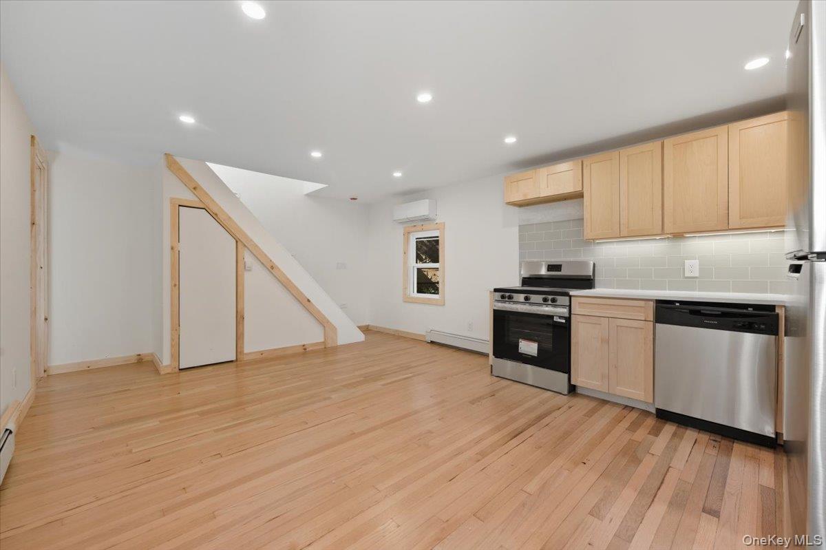 132A Raymond Street, Rockville Centre, NY 11570