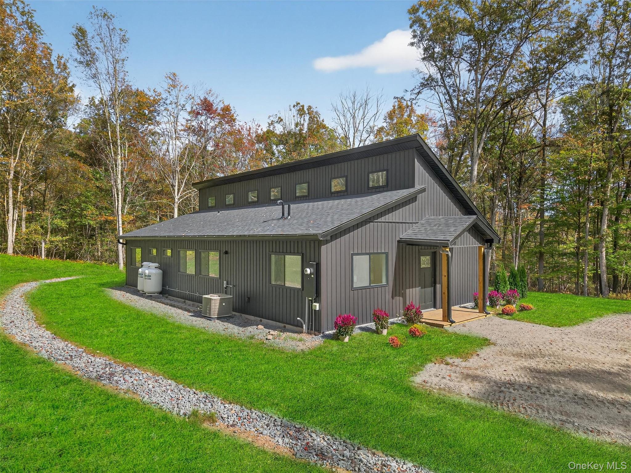 273 Perry Pond Road, Narrowsburg, NY 12764