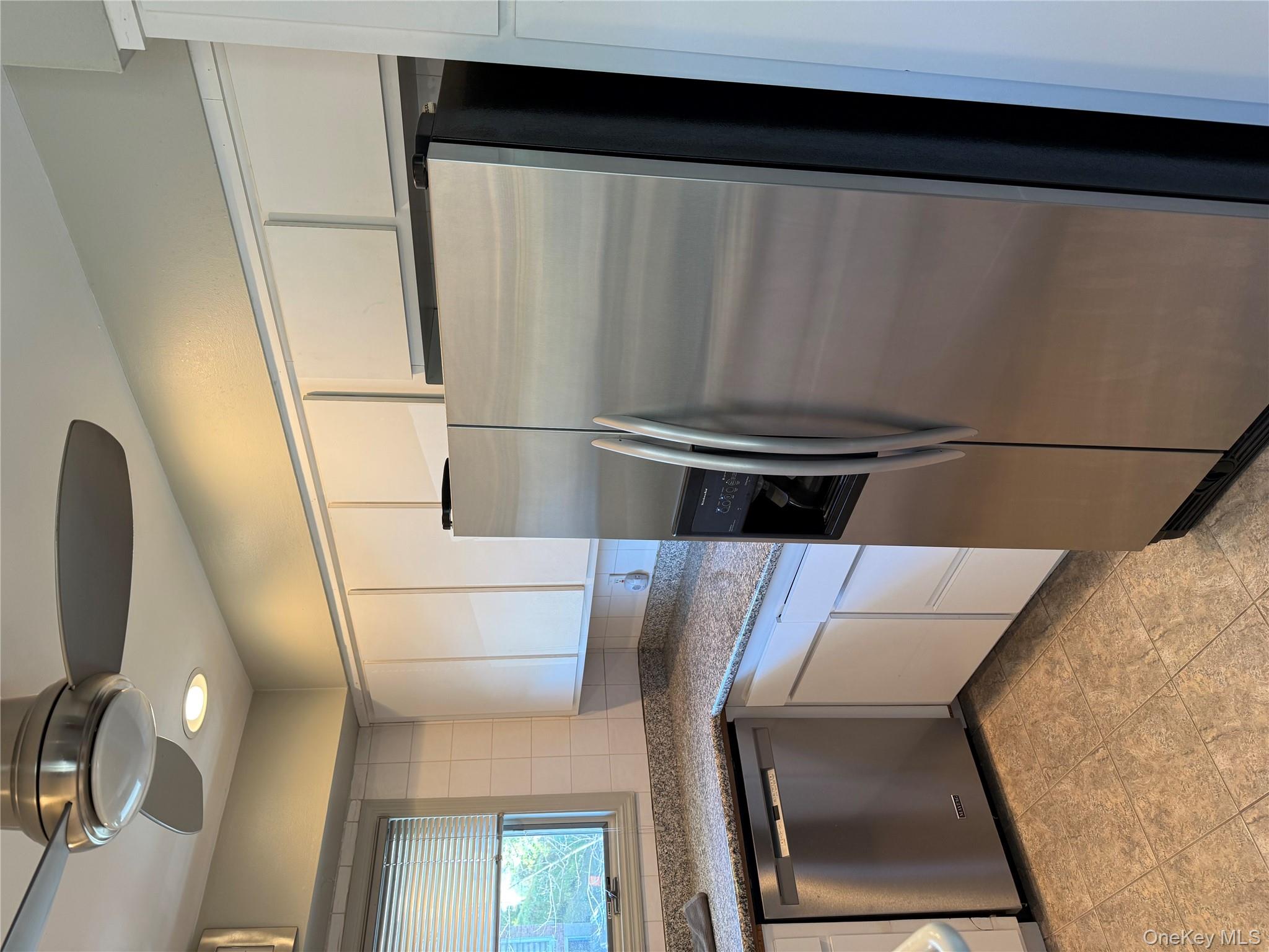 6 Regina Place, Yonkers, NY 10703