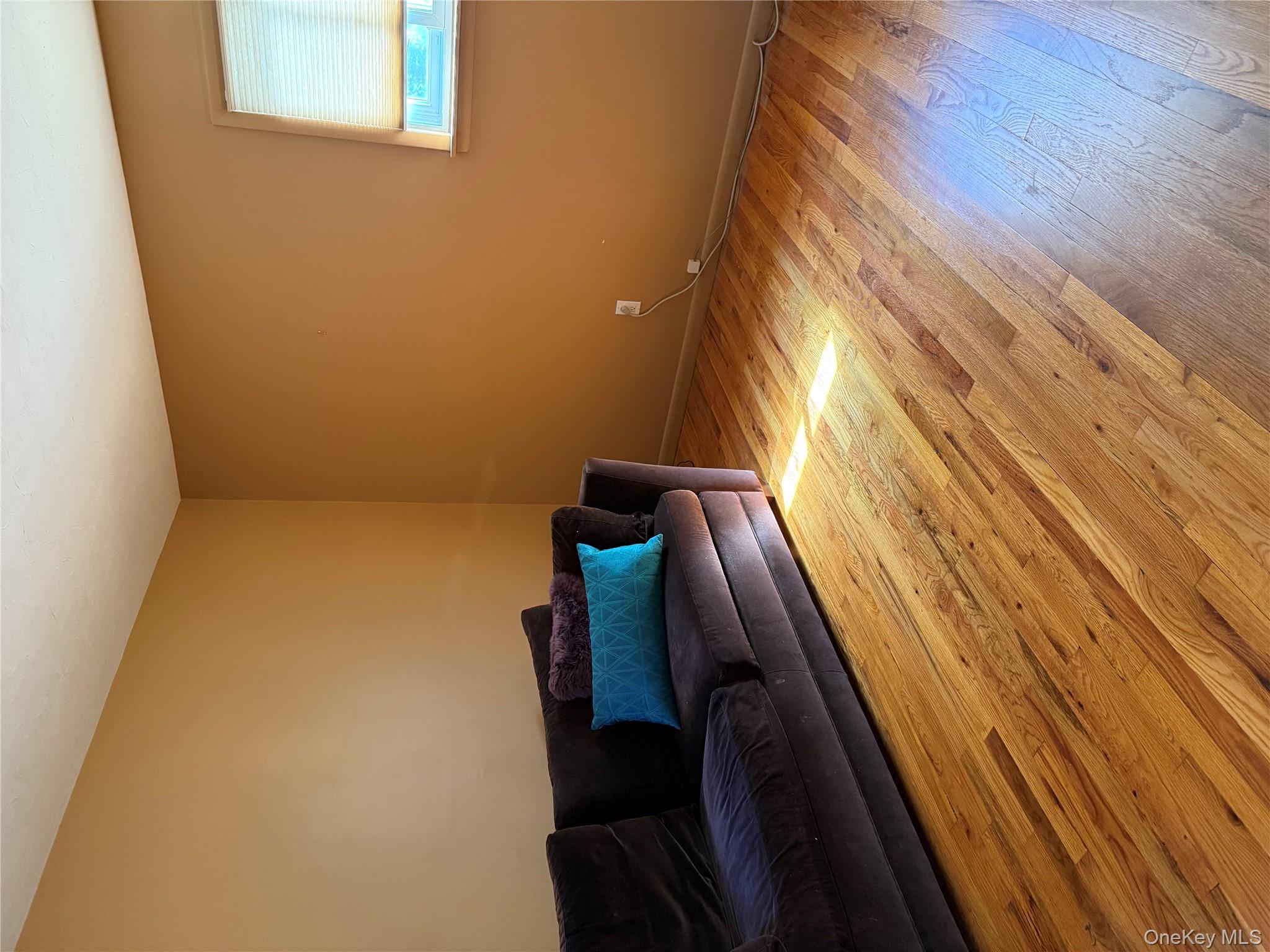 6 Regina Place, Yonkers, NY 10703