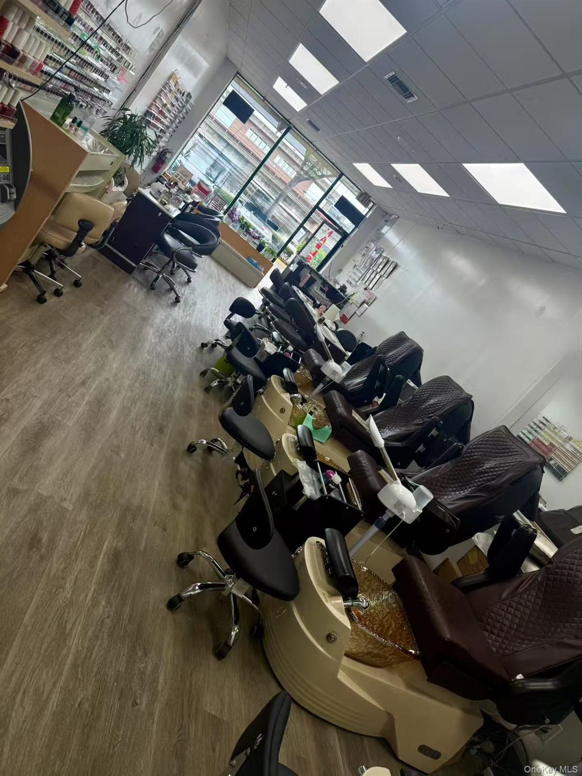 48-76 Sunrise HWY, Massapequa Park, NY 11762