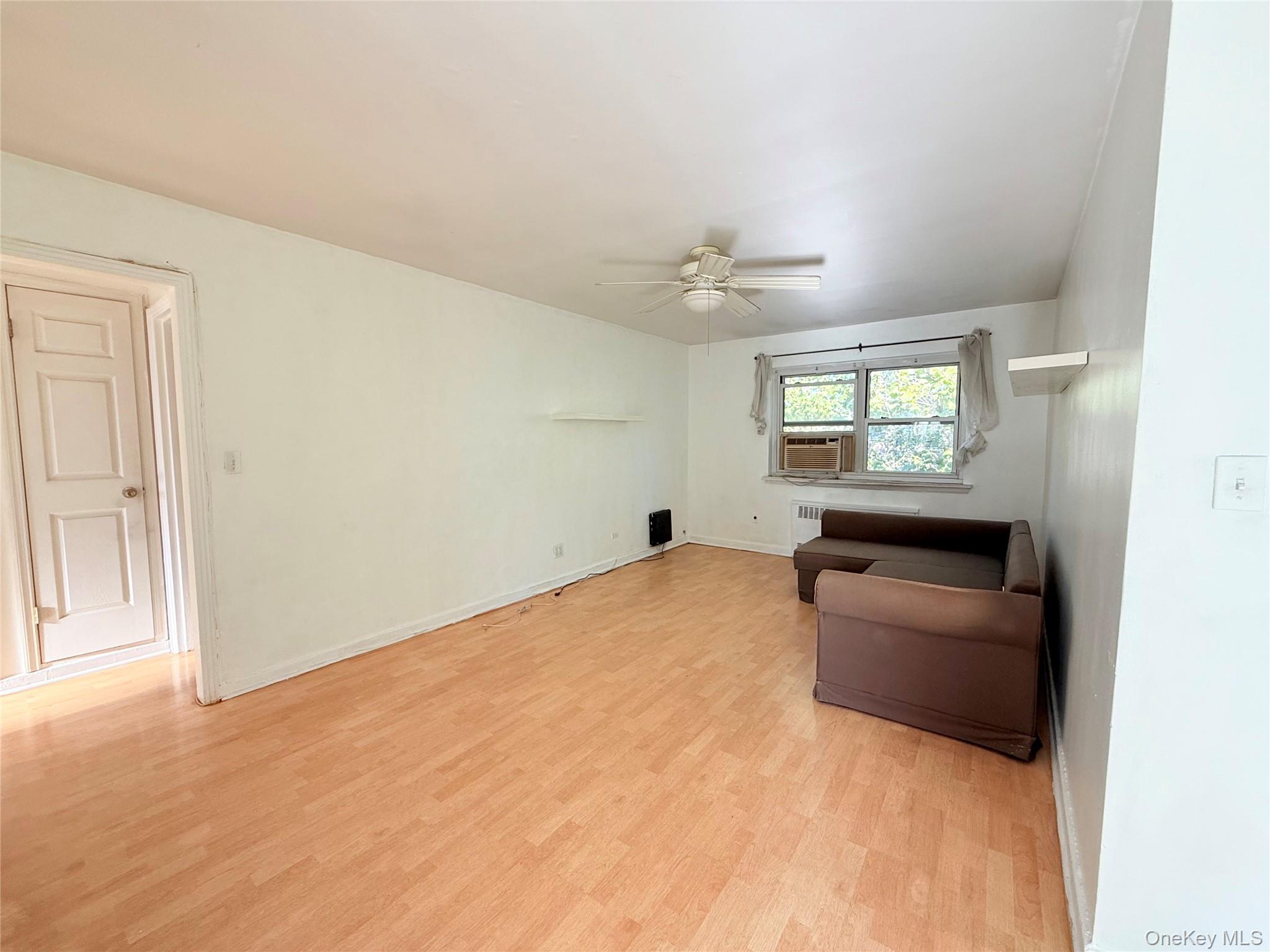 66-10 110 Street # 3B, Forest Hills, NY 11375