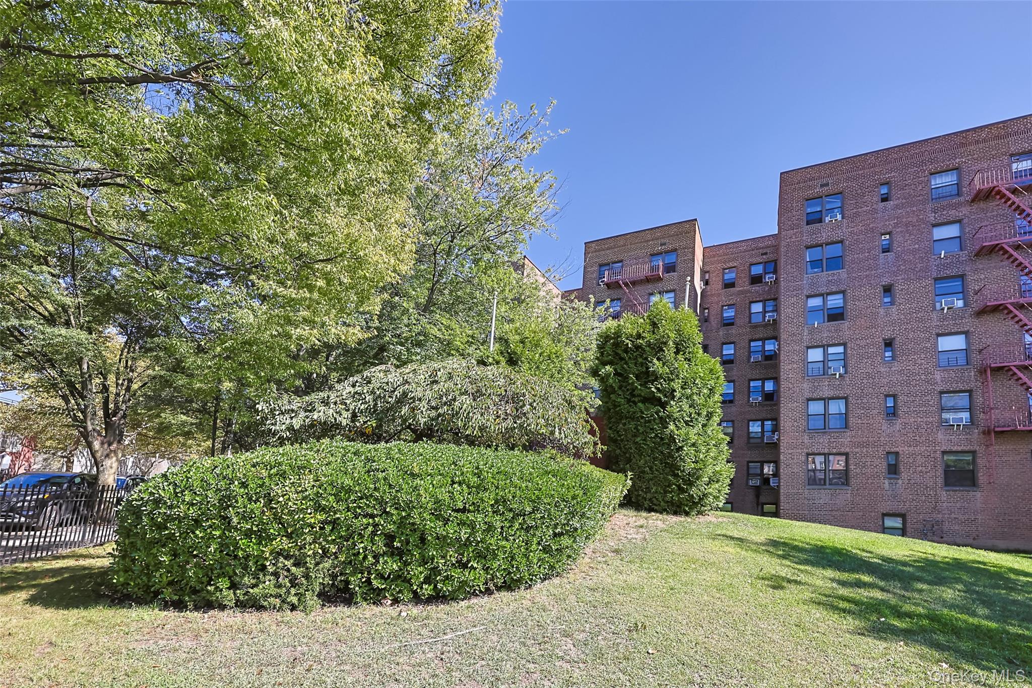 150-15 72 Rd # 5F, Flushing, NY 11367