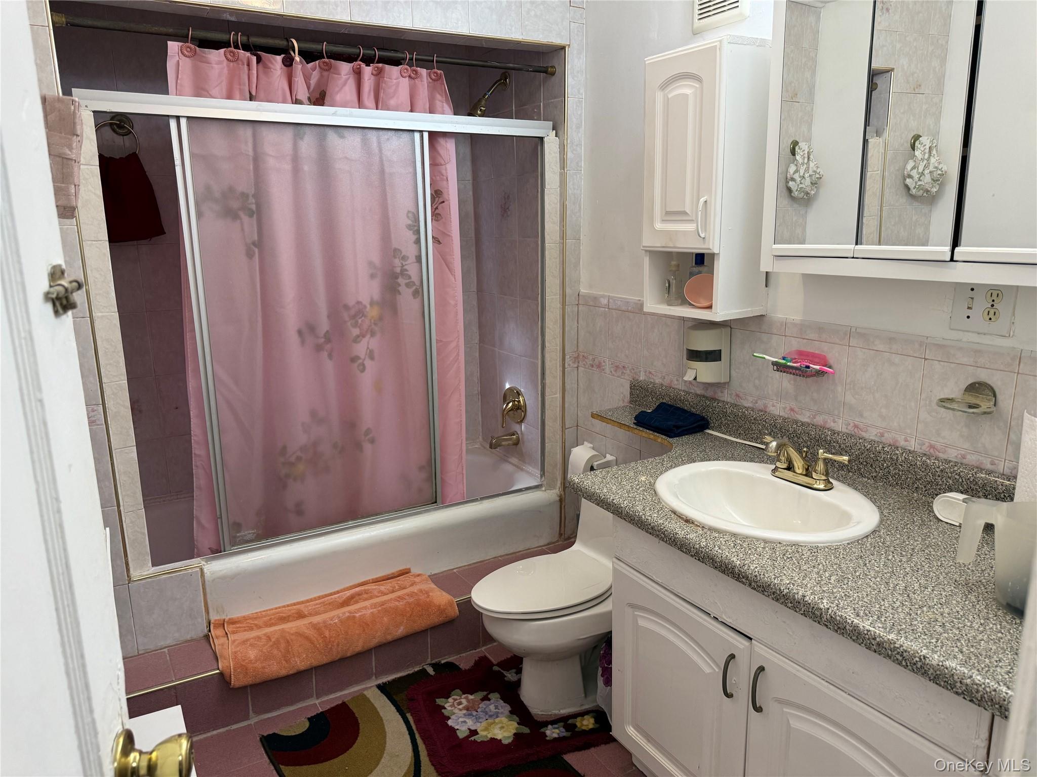 104-12 219th Street, Queens Village, NY 11429