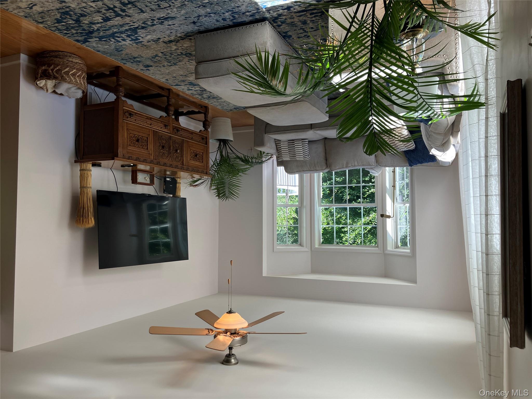 19 Stevenkay Place, Fishkill, NY 12524