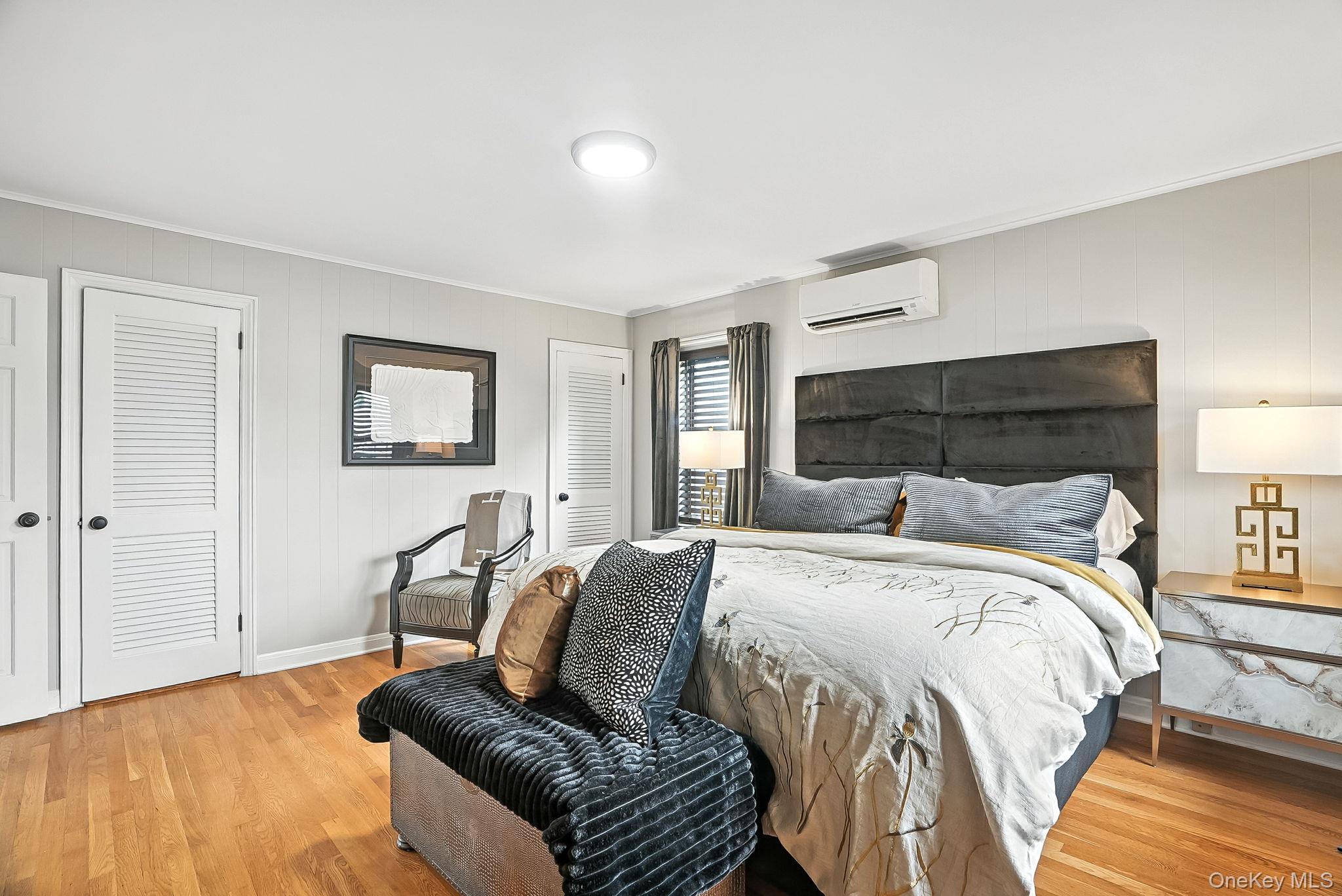 1260 Rhinelander Avenue, Bronx, NY 10461