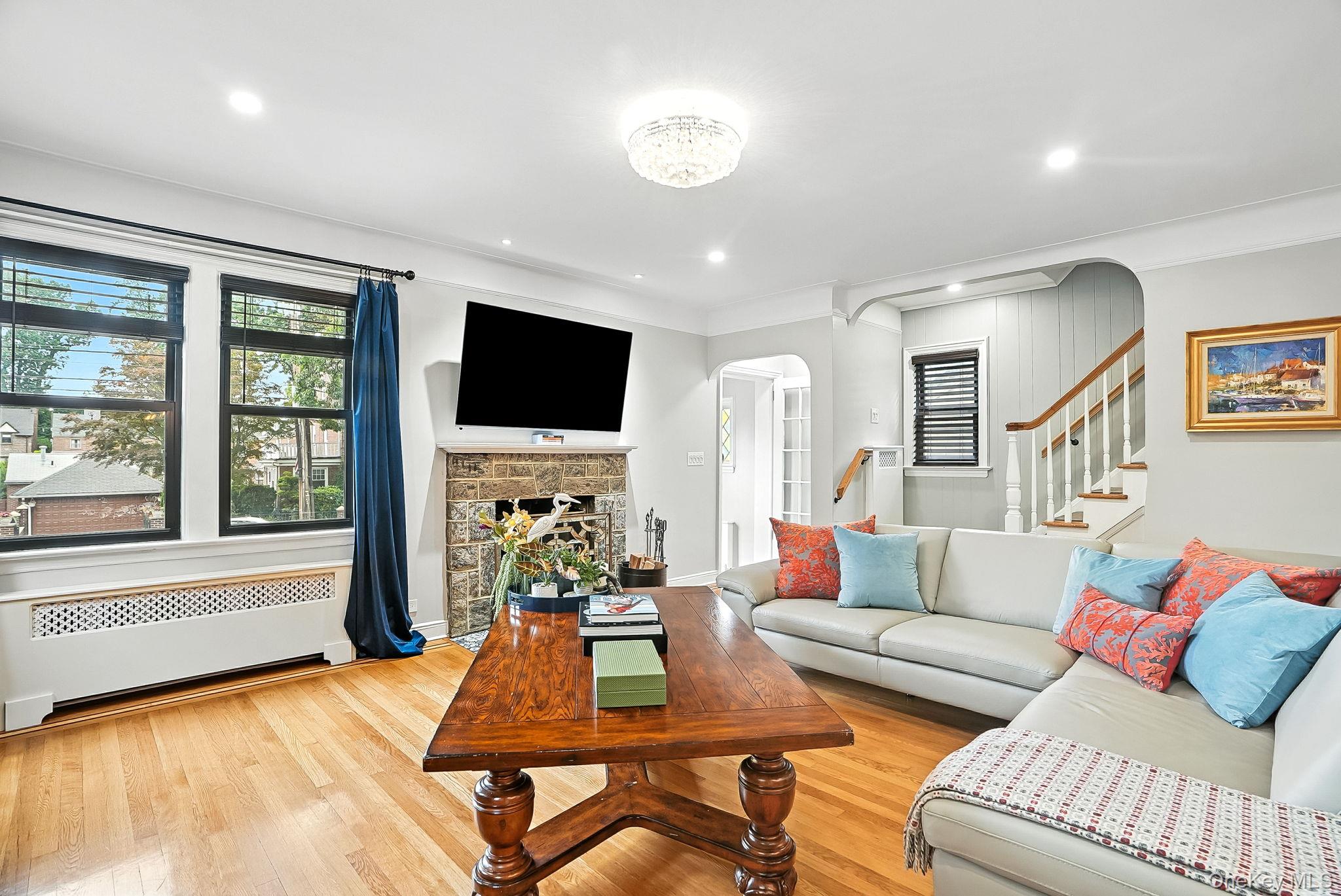 1260 Rhinelander Avenue, Bronx, NY 10461