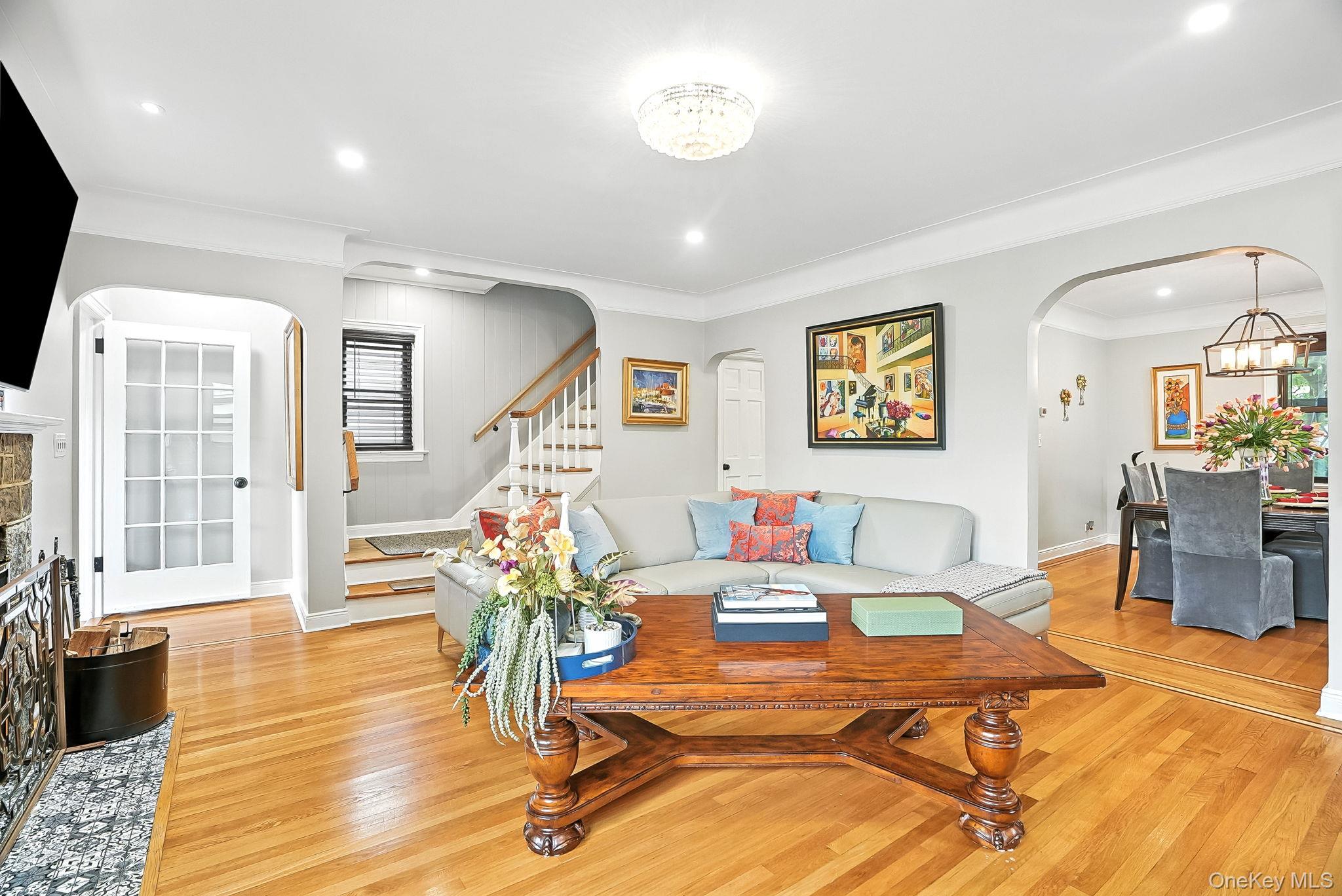 1260 Rhinelander Avenue, Bronx, NY 10461