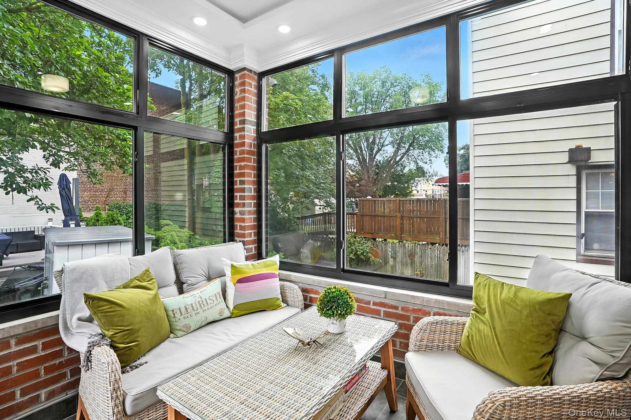 1260 Rhinelander Avenue, Bronx, NY 10461