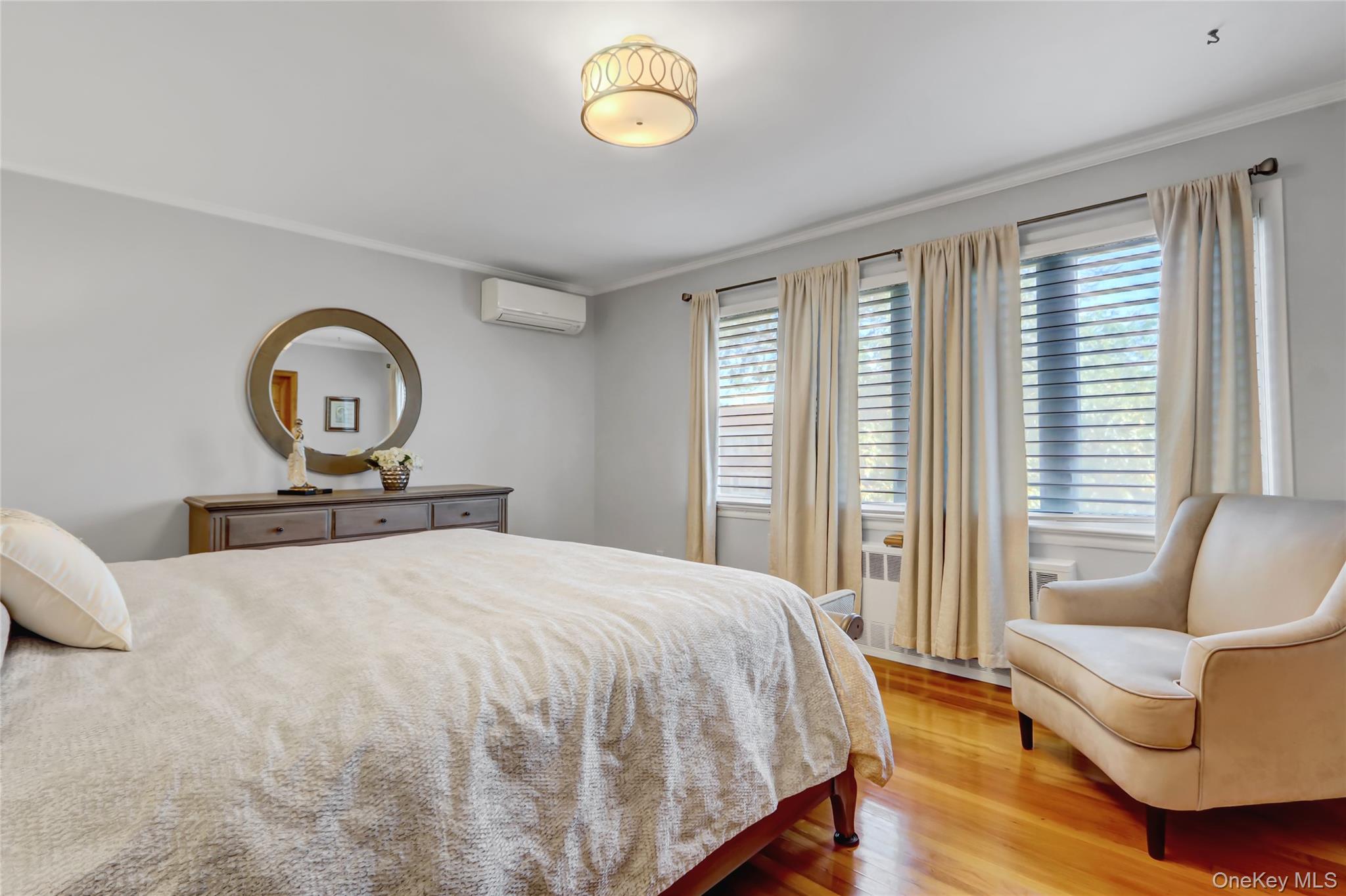 61-34 76th Street, Middle Village, NY 11379