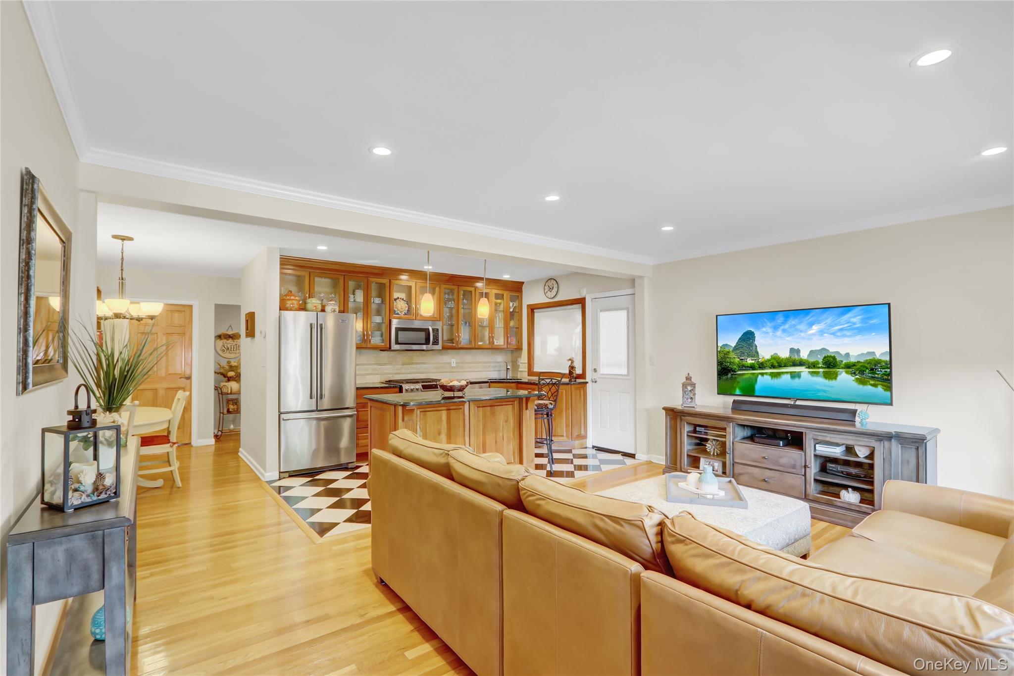 61-34 76th Street, Middle Village, NY 11379