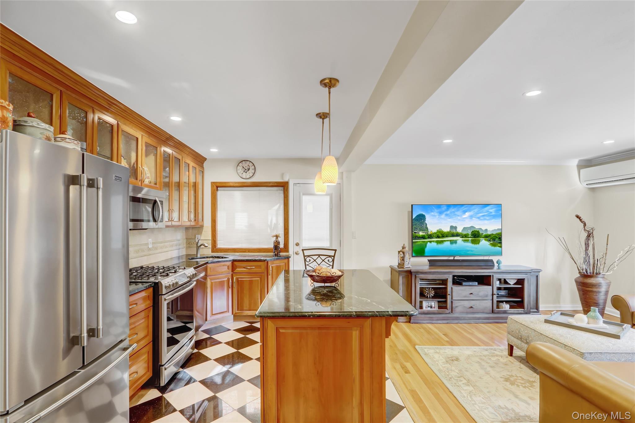 61-34 76th Street, Middle Village, NY 11379