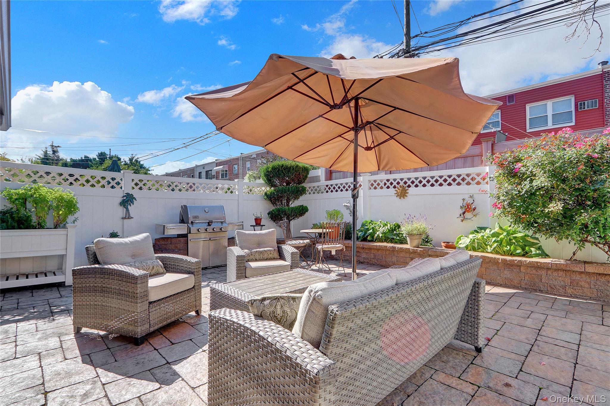 61-34 76th Street, Middle Village, NY 11379