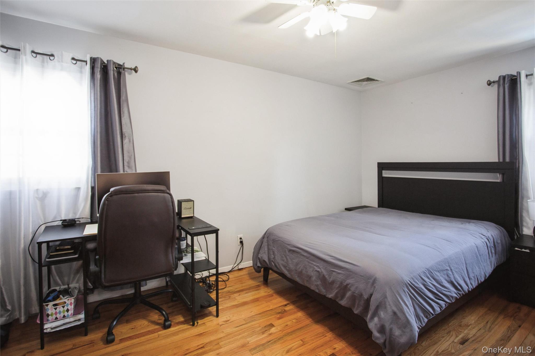 3515 Oceanside Road, Oceanside, NY 11572