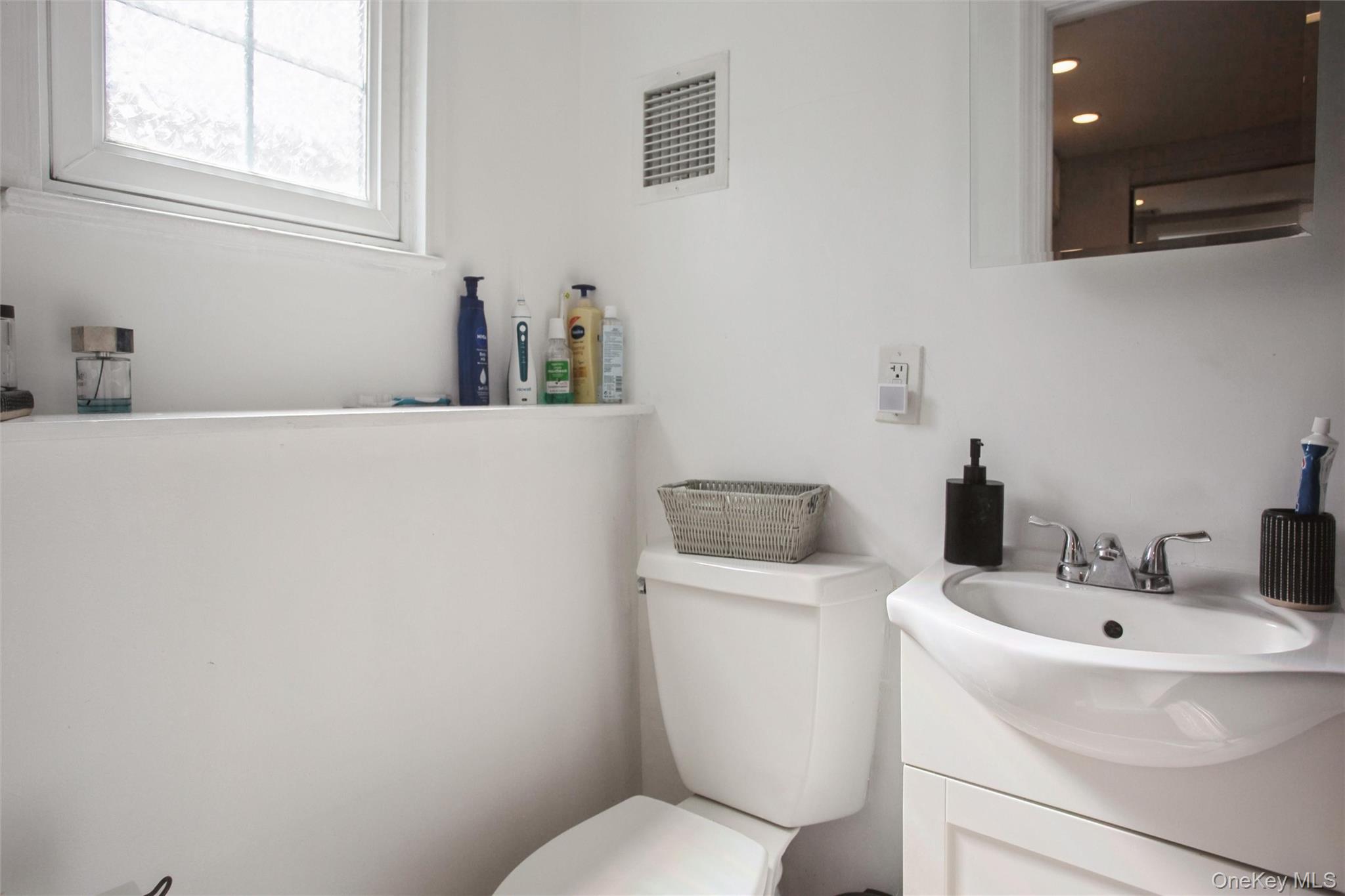 3515 Oceanside Road, Oceanside, NY 11572