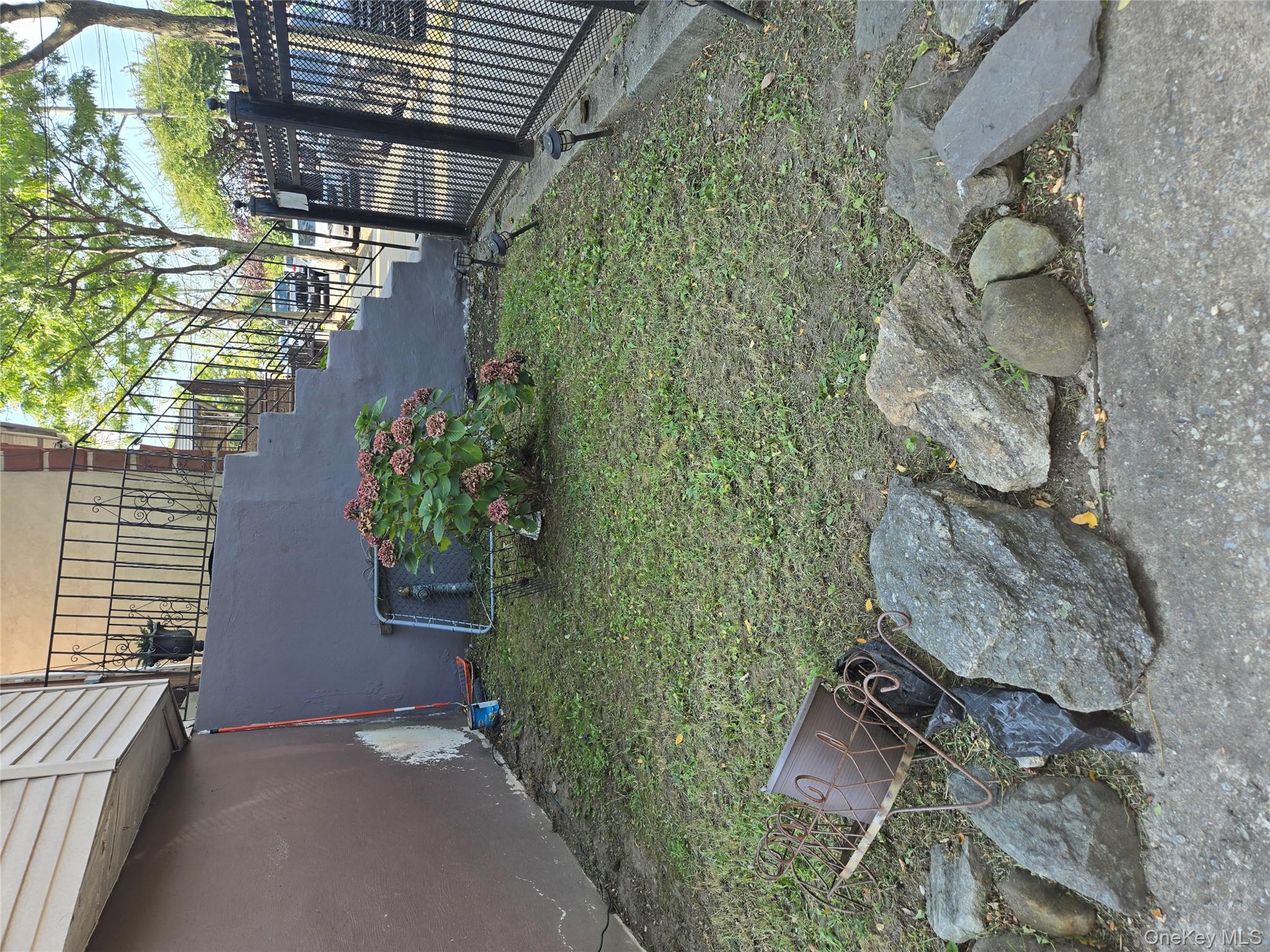 2348 Turnbull Avenue, Bronx, NY 10473