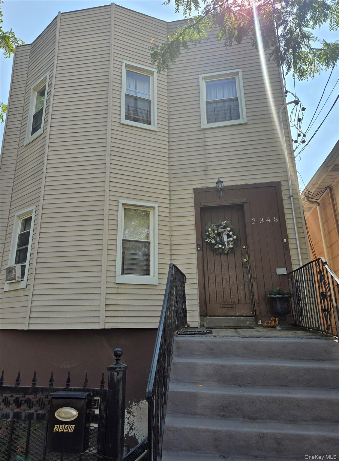 2348 Turnbull Avenue, Bronx, NY 10473