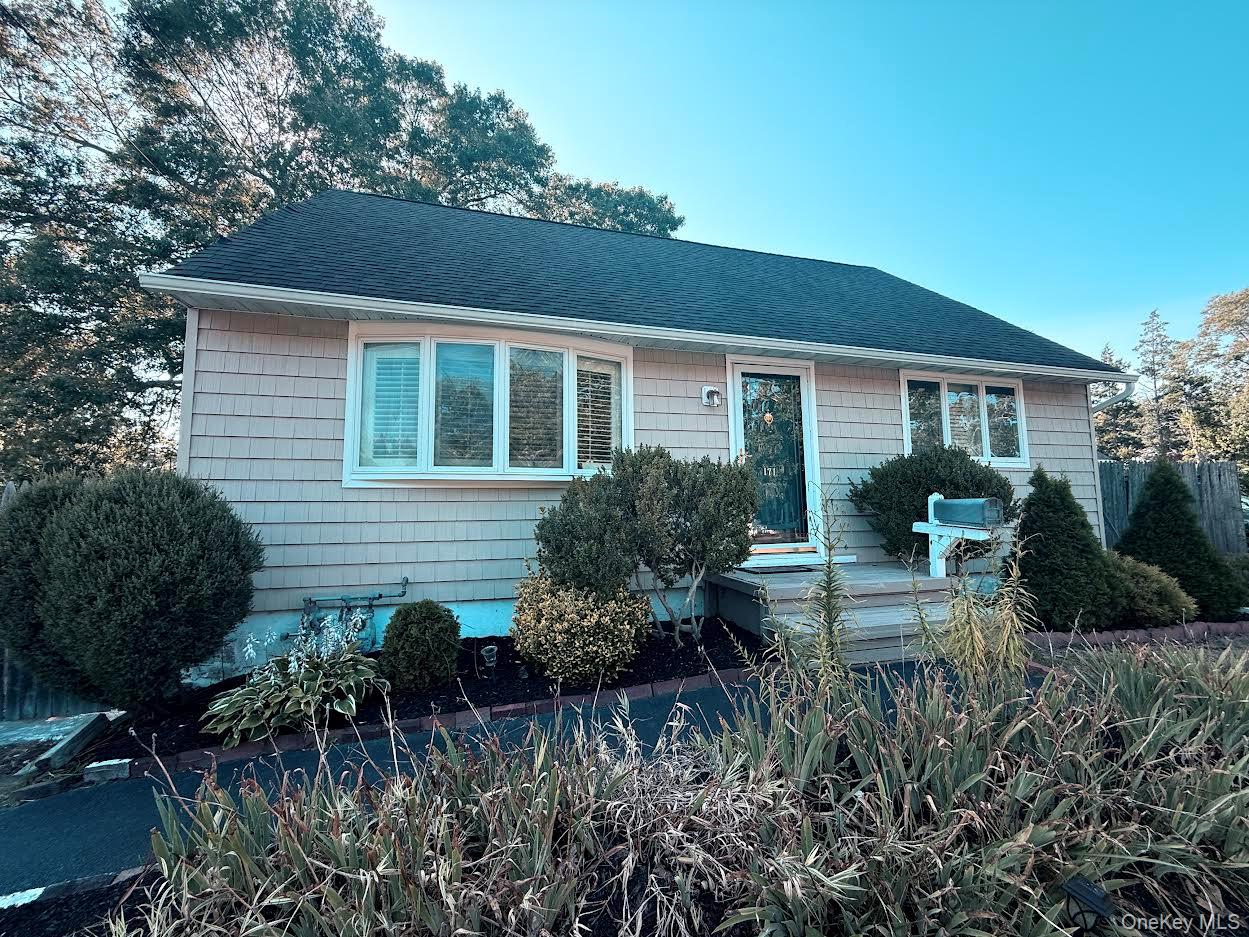 171 Stanley Drive, Centereach, NY 11720