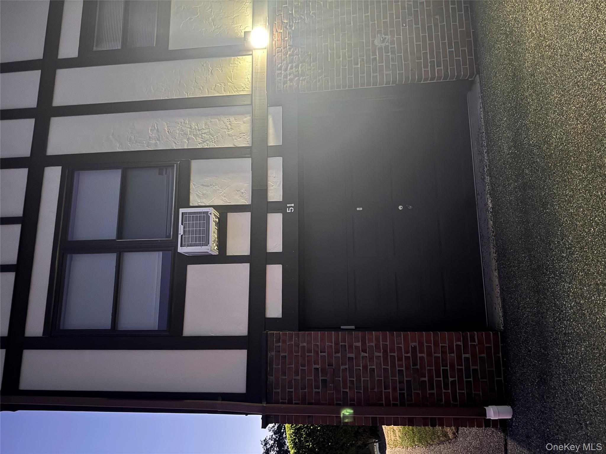 660 Sierra Vista Lane, Valley Cottage, NY 10989