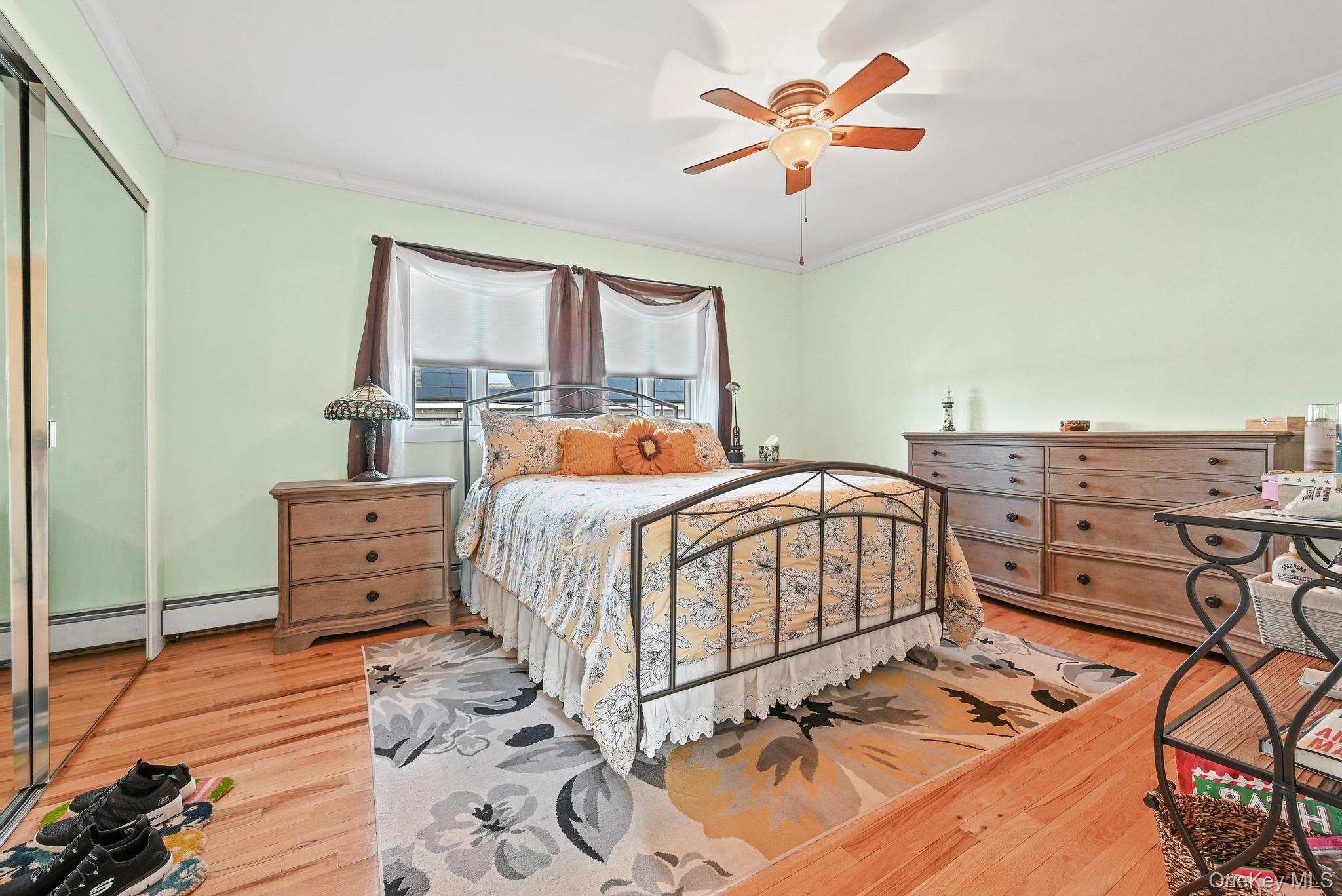 769 Bay Place, Lindenhurst, NY 11757