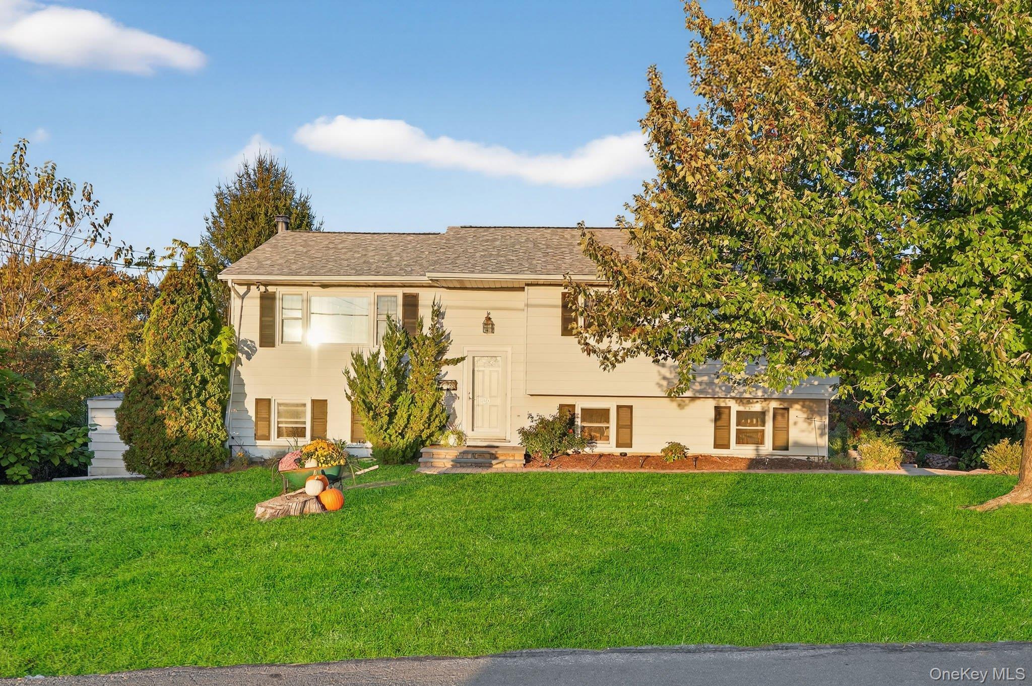 30 Highland Avenue, Warwick, NY 10990