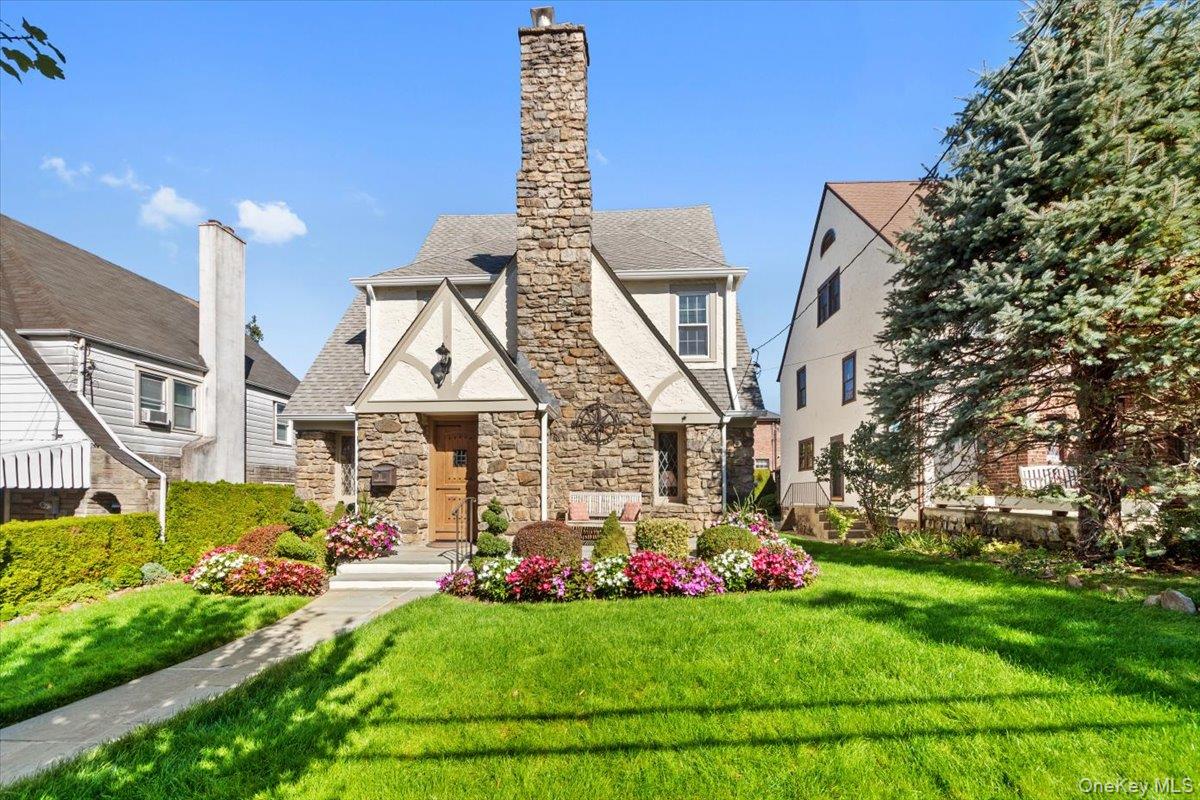 31 AKA 27 Crawford Street, Yonkers, NY 10705