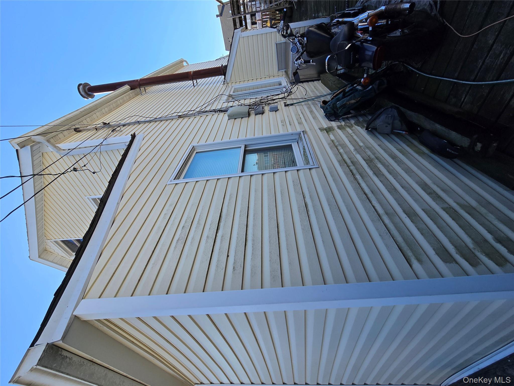 5 Bayview Avenue, Howard Beach, NY 11414