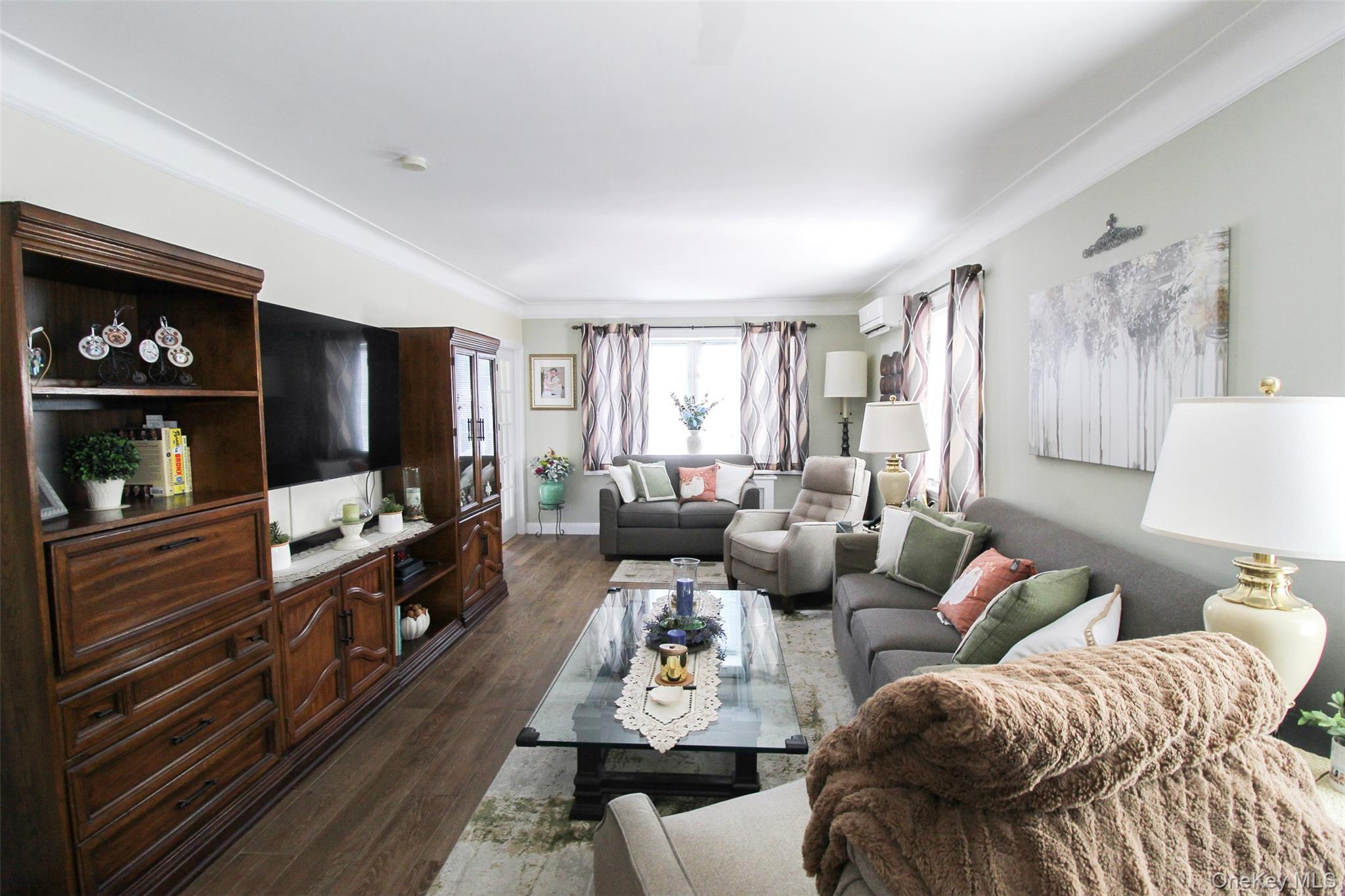 3221 Giegerich Place, Bronx, NY 10465