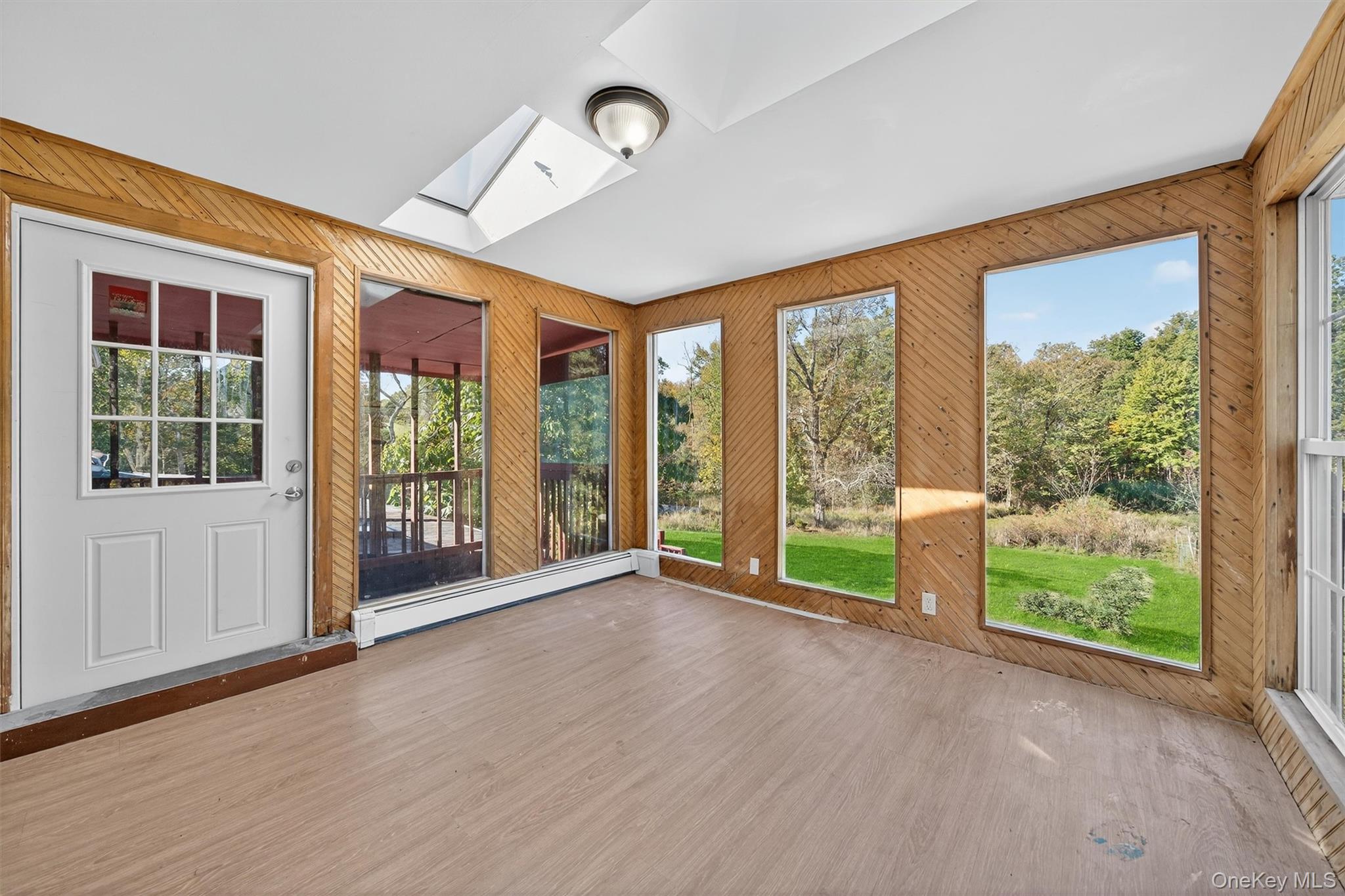 229 Gardnerville Road, New Hampton, NY 10958