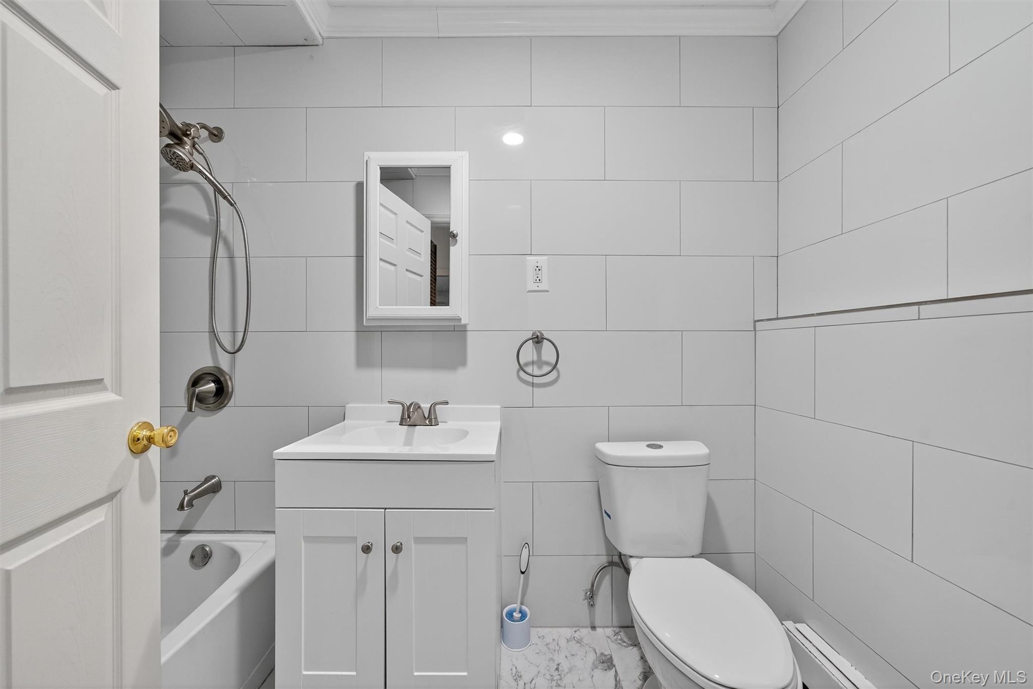 229 Gardnerville Road, New Hampton, NY 10958