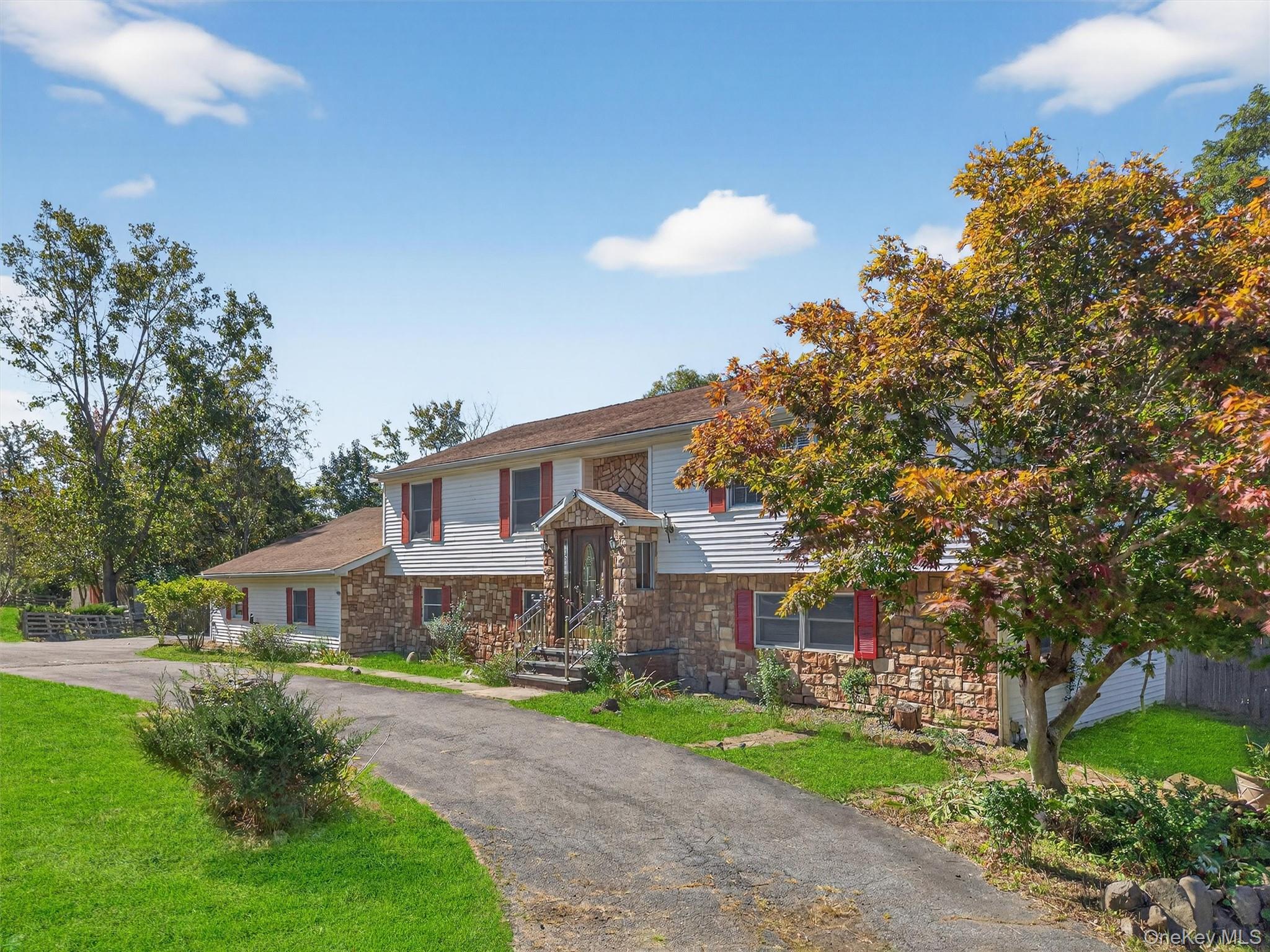 229 Gardnerville Road, New Hampton, NY 10958