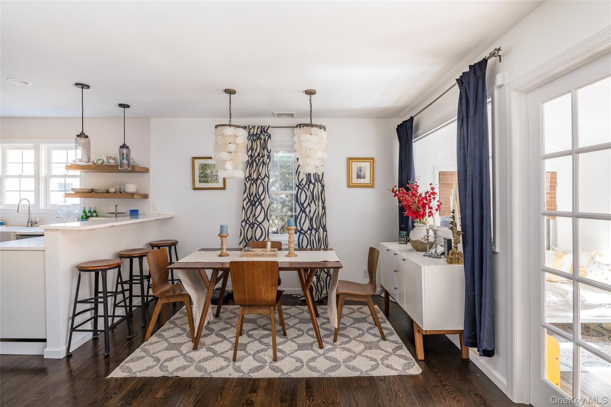 77 Hillcrest Avenue, Southampton, NY 11968