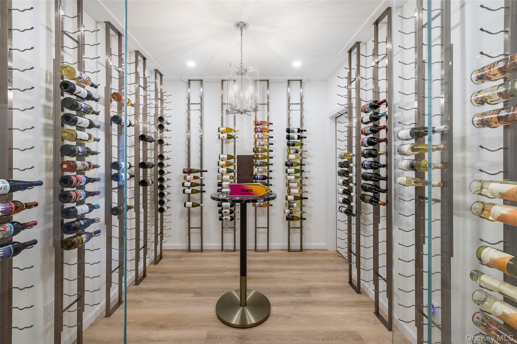 77 Hillcrest Avenue, Southampton, NY 11968