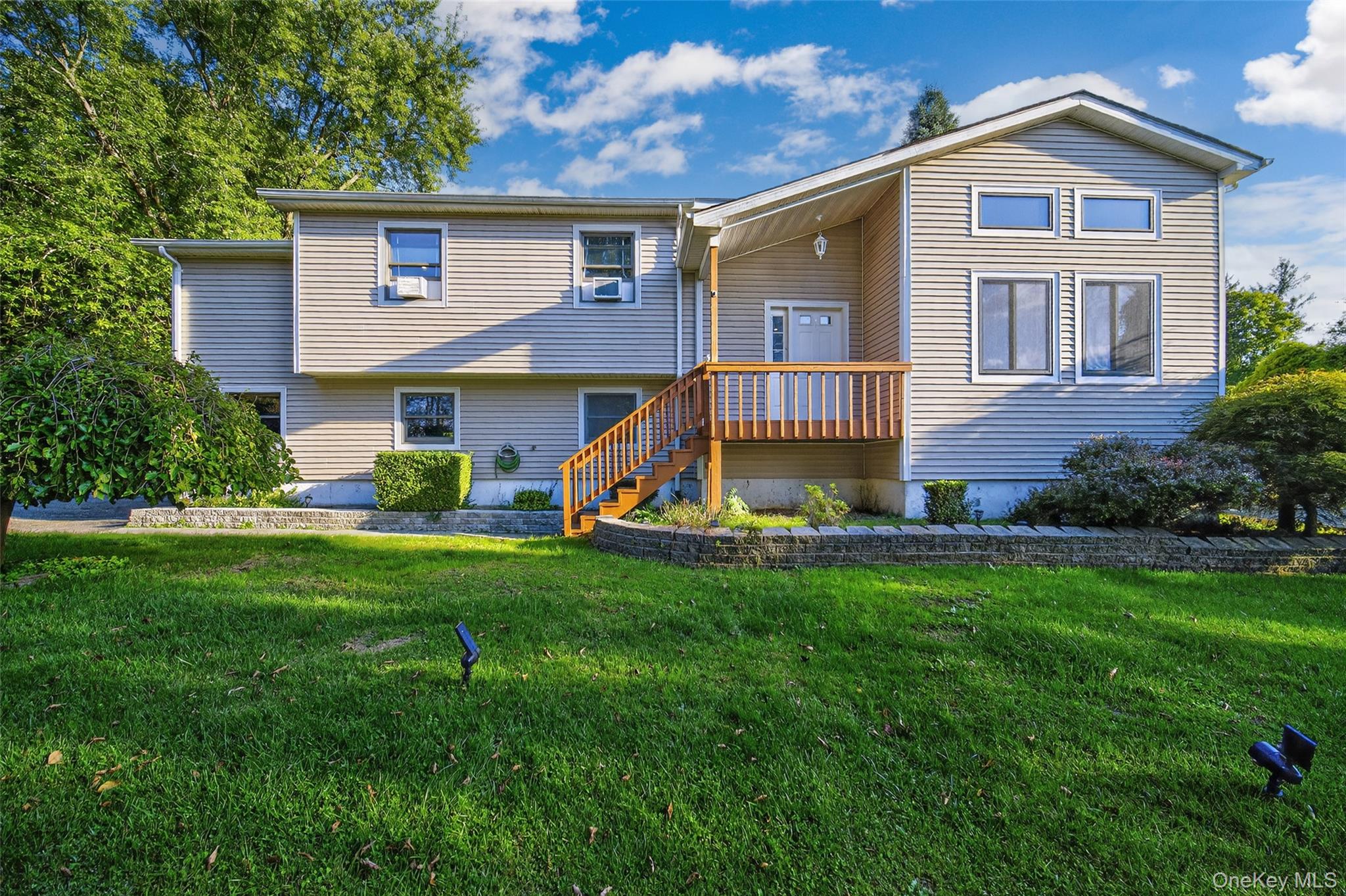 916 Route 216, Poughquag, NY 12570