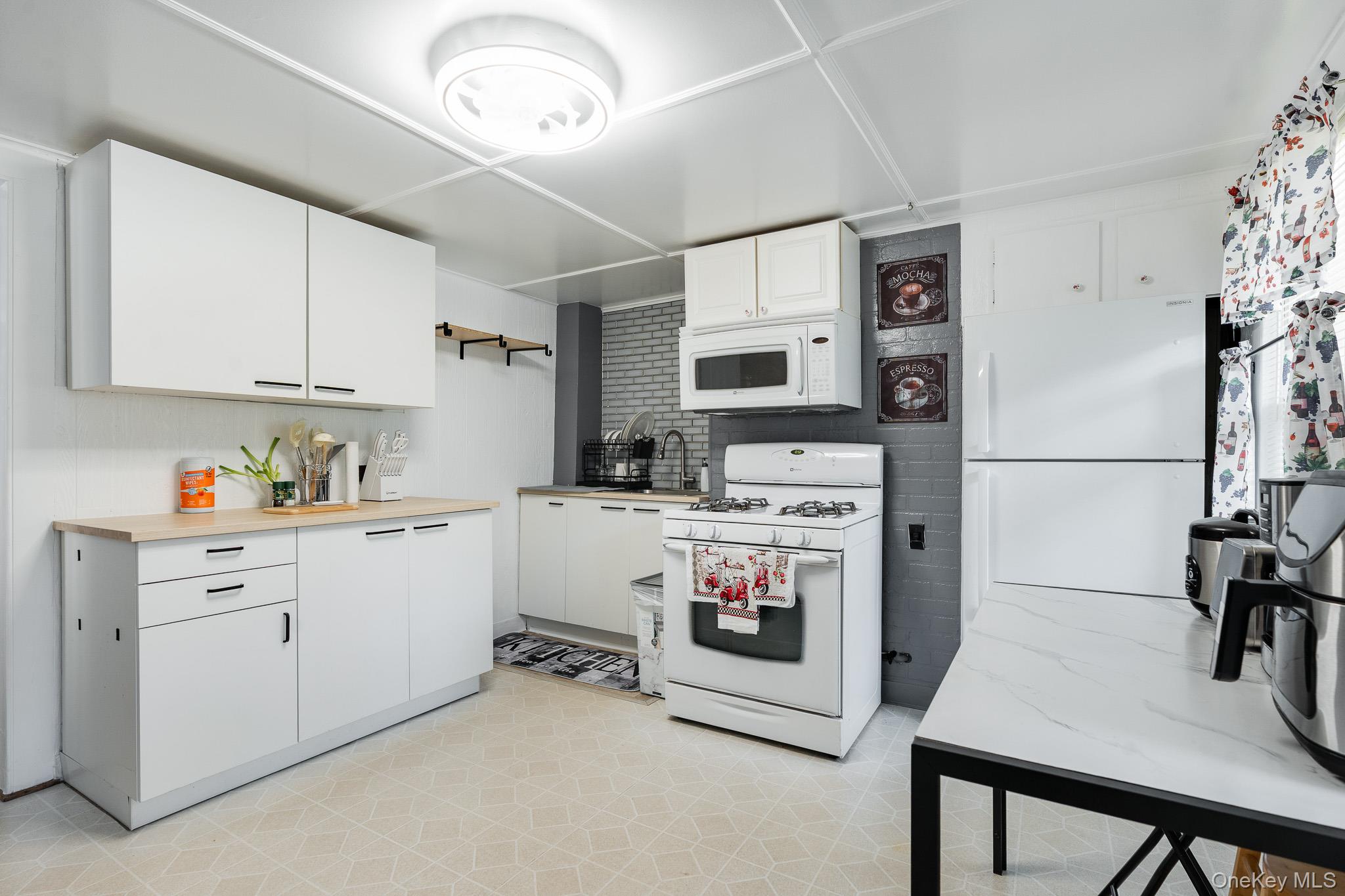 49 Delafield Street # 1, Poughkeepsie, NY 12601