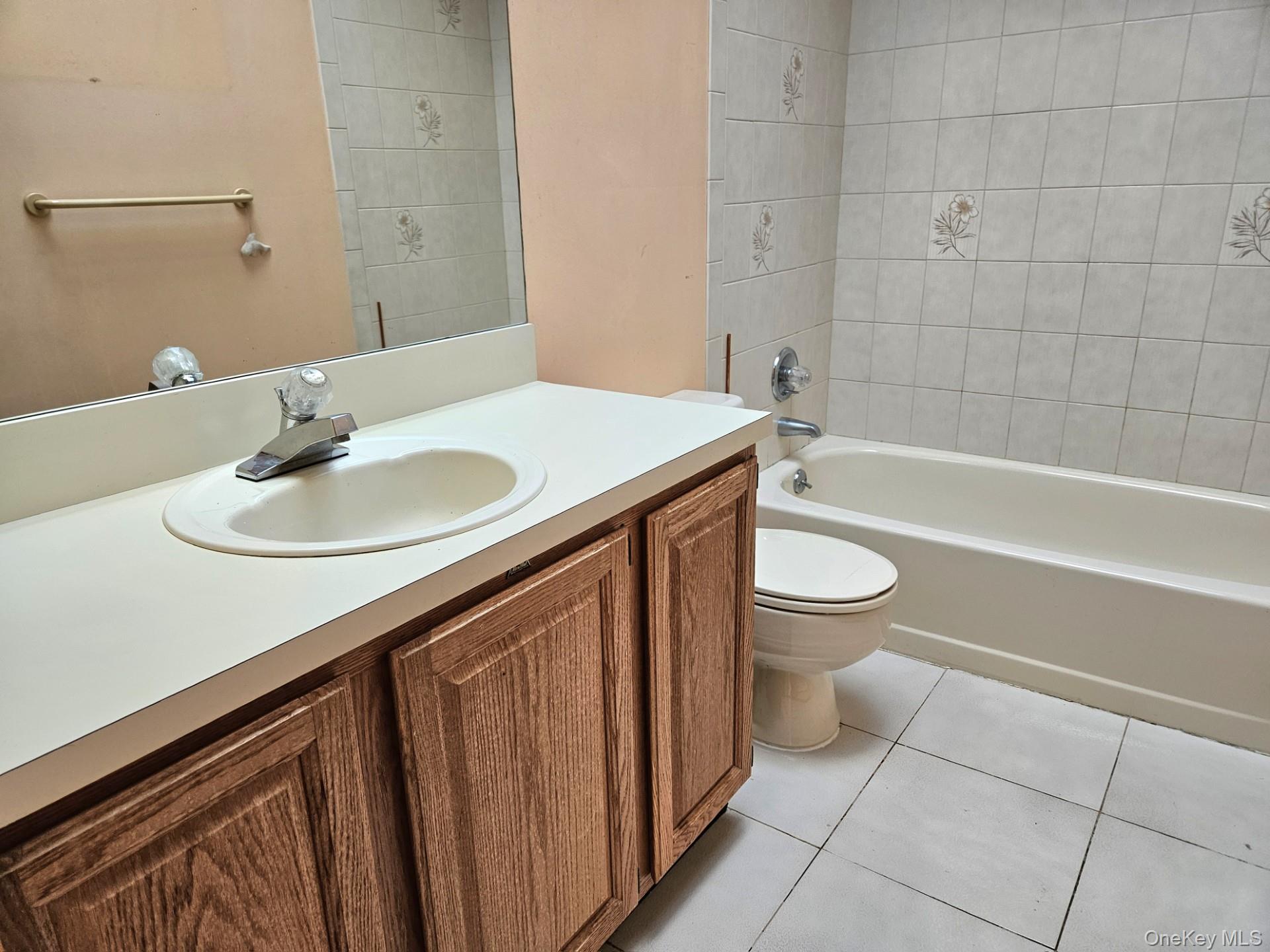 199 Shade Tree Lane, Aquebogue, NY 11931