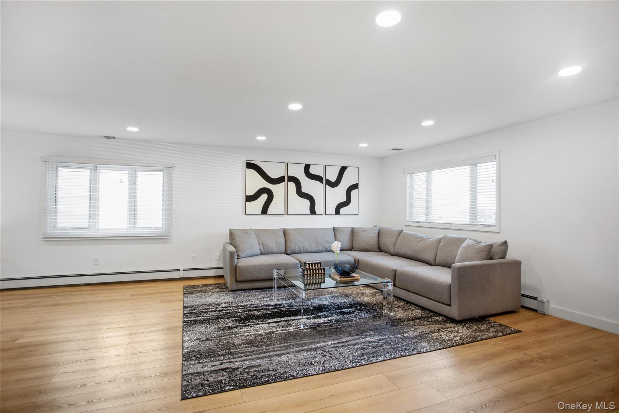 110 Hampton Way, Merrick, NY 11566