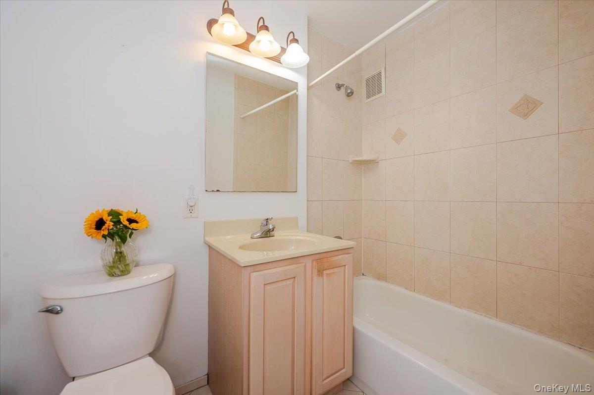 55 Monroe Boulevard # 3P, Long Beach, NY 11561