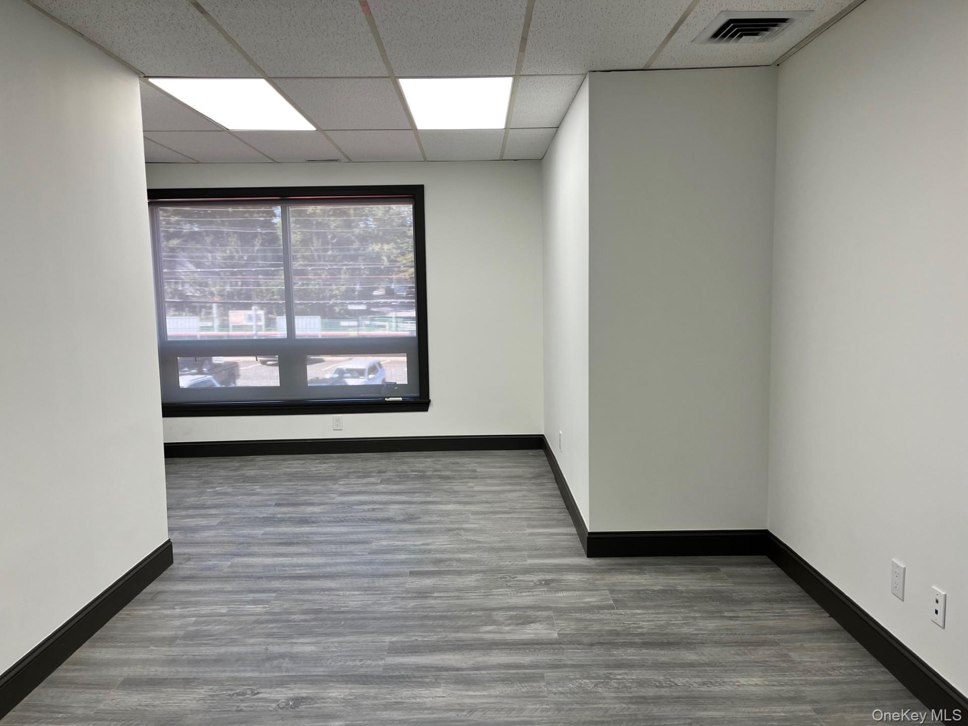 40 Railroad Avenue # 202-A, Glen Head, NY 11545