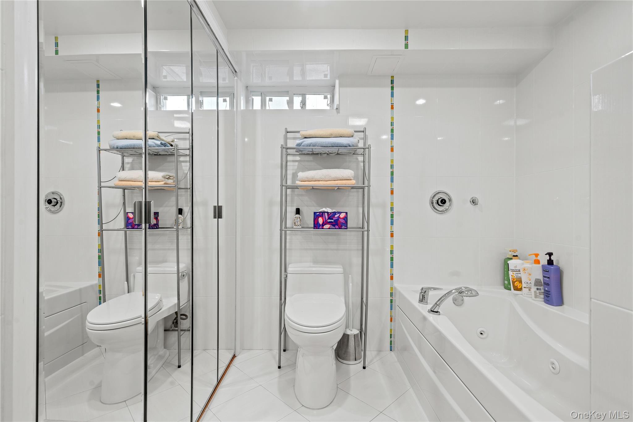 29 ASHWOOD COURT, Staten Island, NY 10308