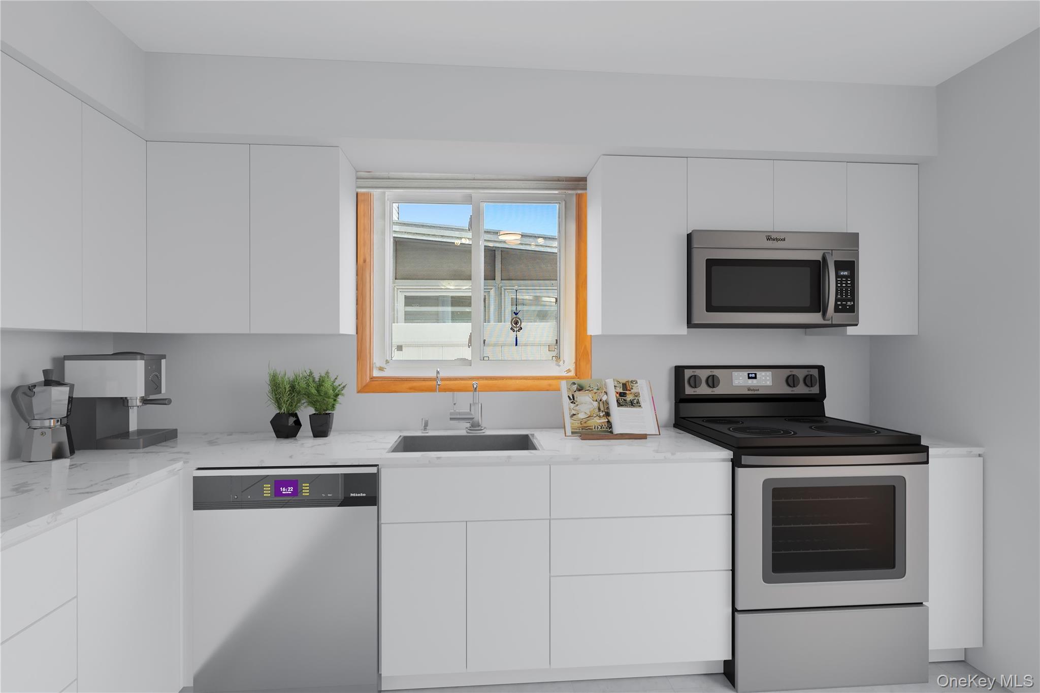 29 ASHWOOD COURT, Staten Island, NY 10308