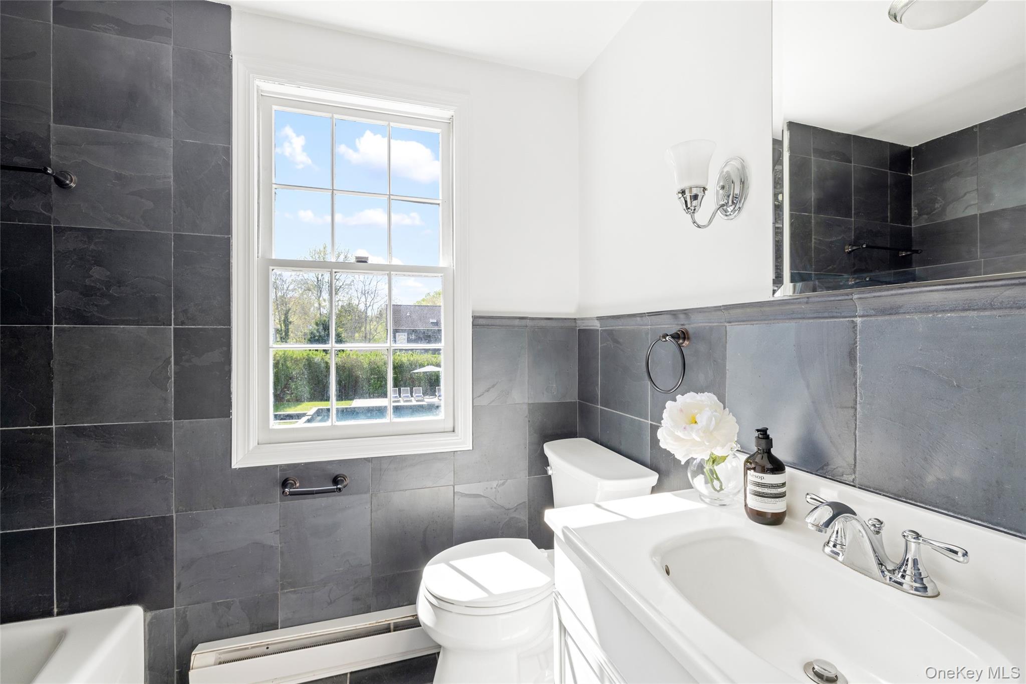 96 Audubon Avenue, Bridgehampton, NY 11932