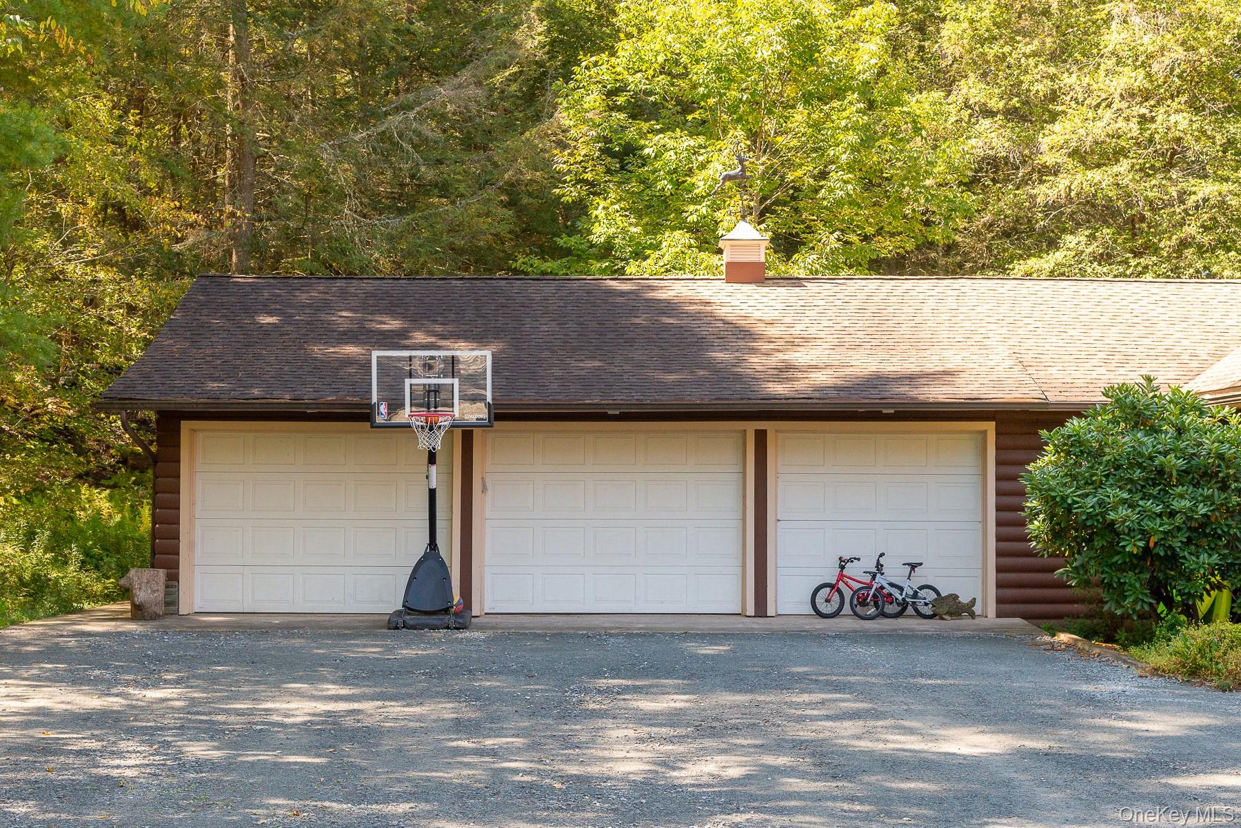 1009 Beaverkill Road, Livingston Manor, NY 12758