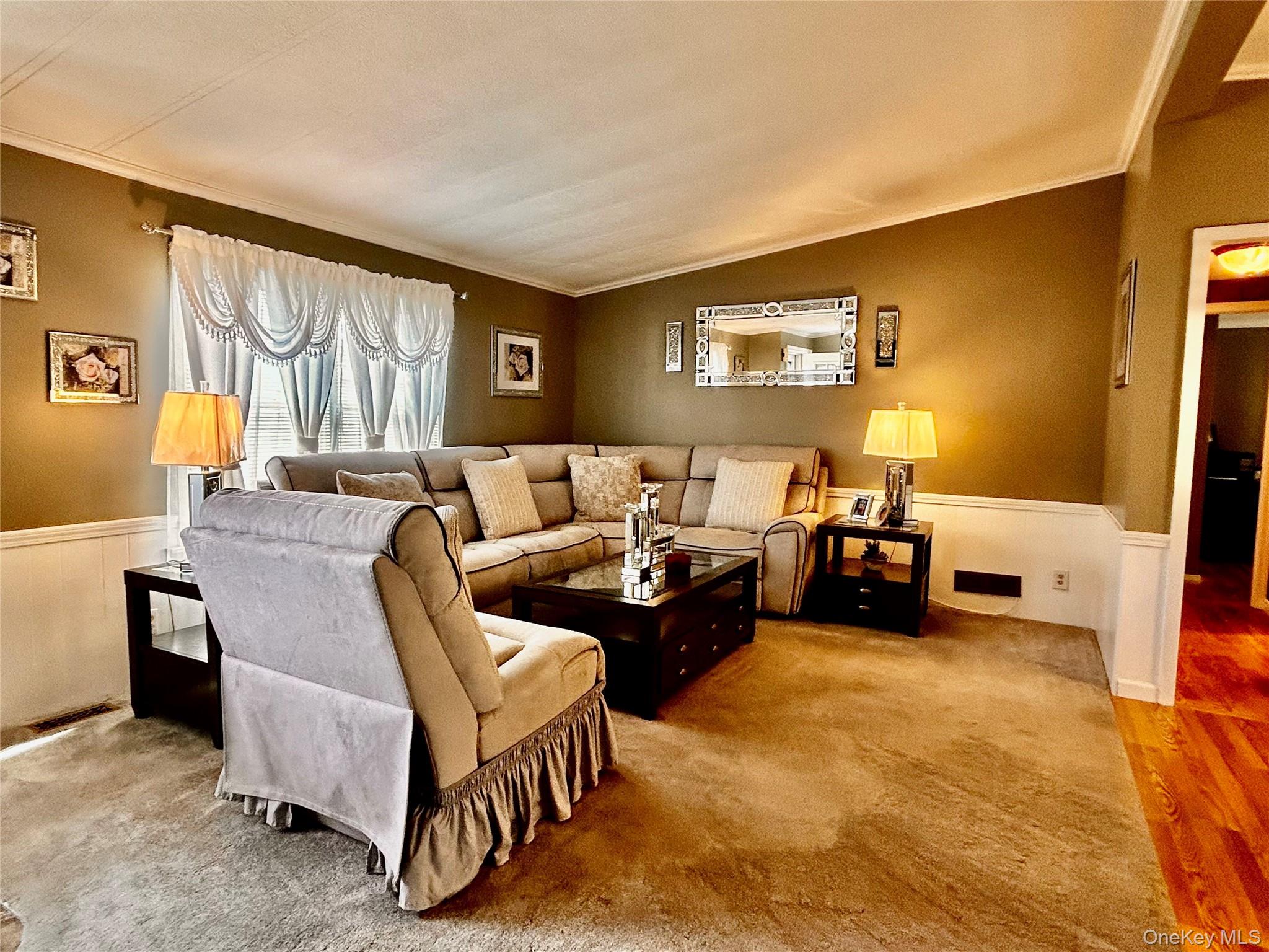 128 Brittany Terrace # 128, Rock Tavern, NY 12575